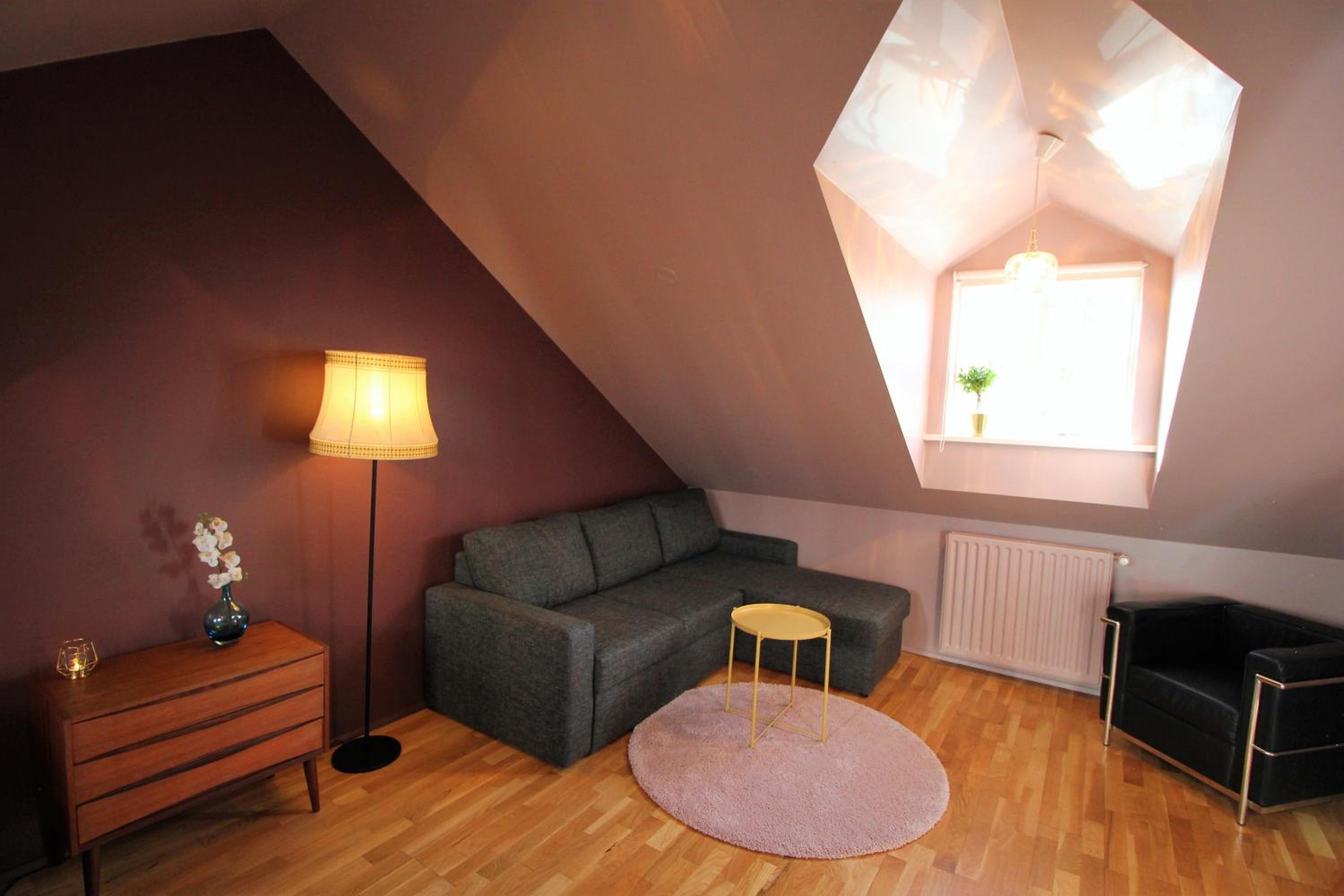 Grettir Guesthouse Downtown Charm
