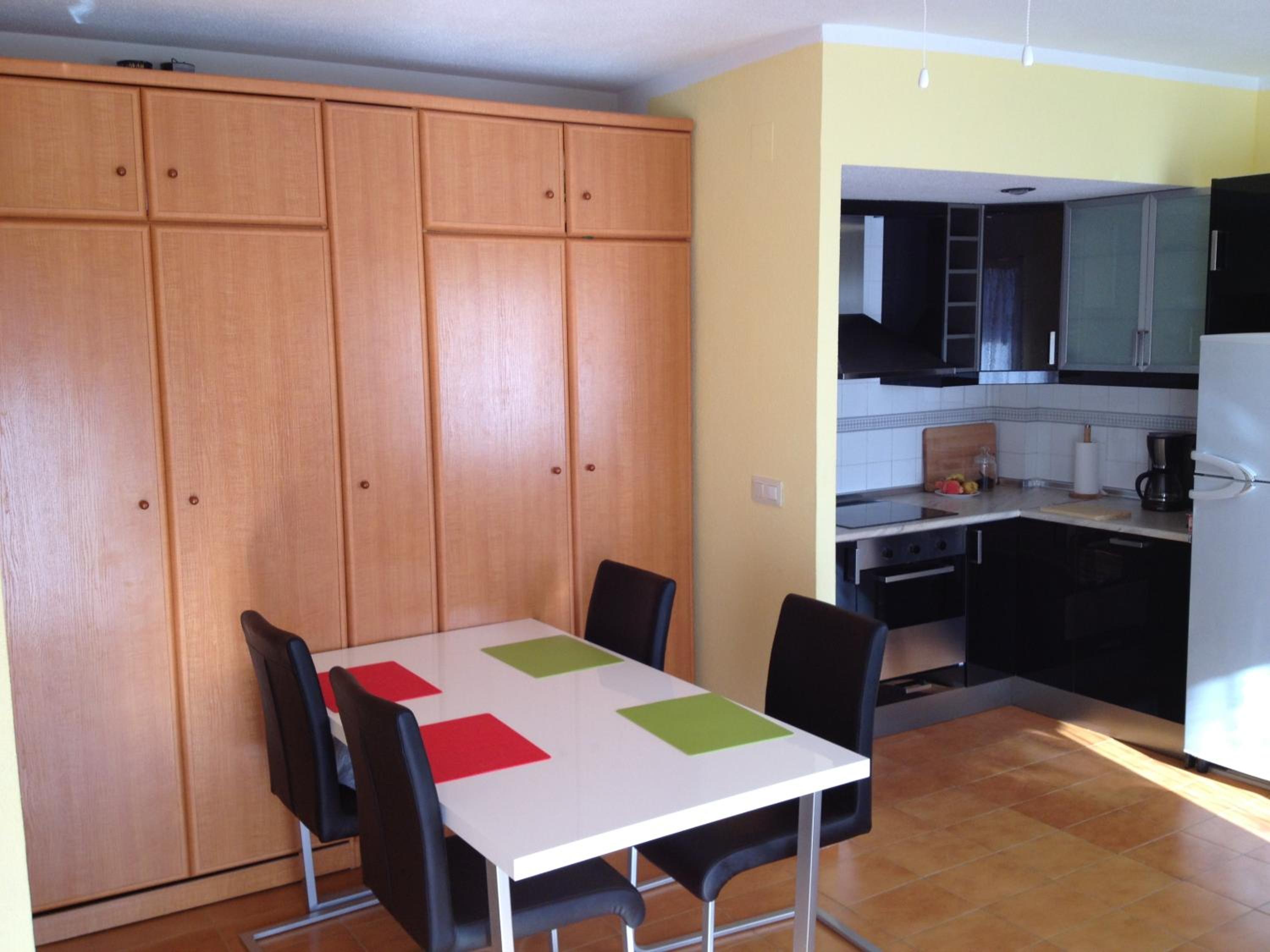 Apartment with side seaview 60 meters from sea photo 4