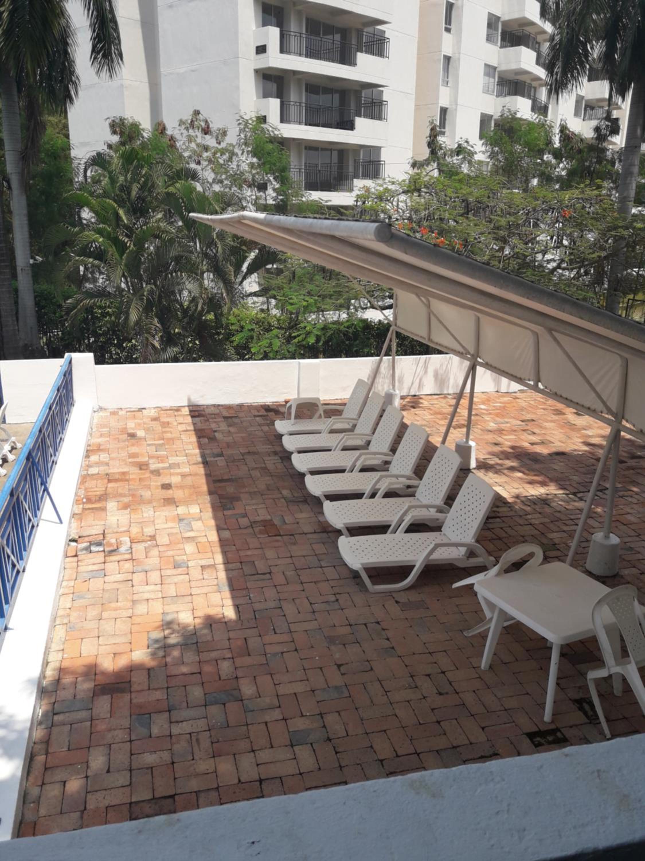 girardot resort apto102
