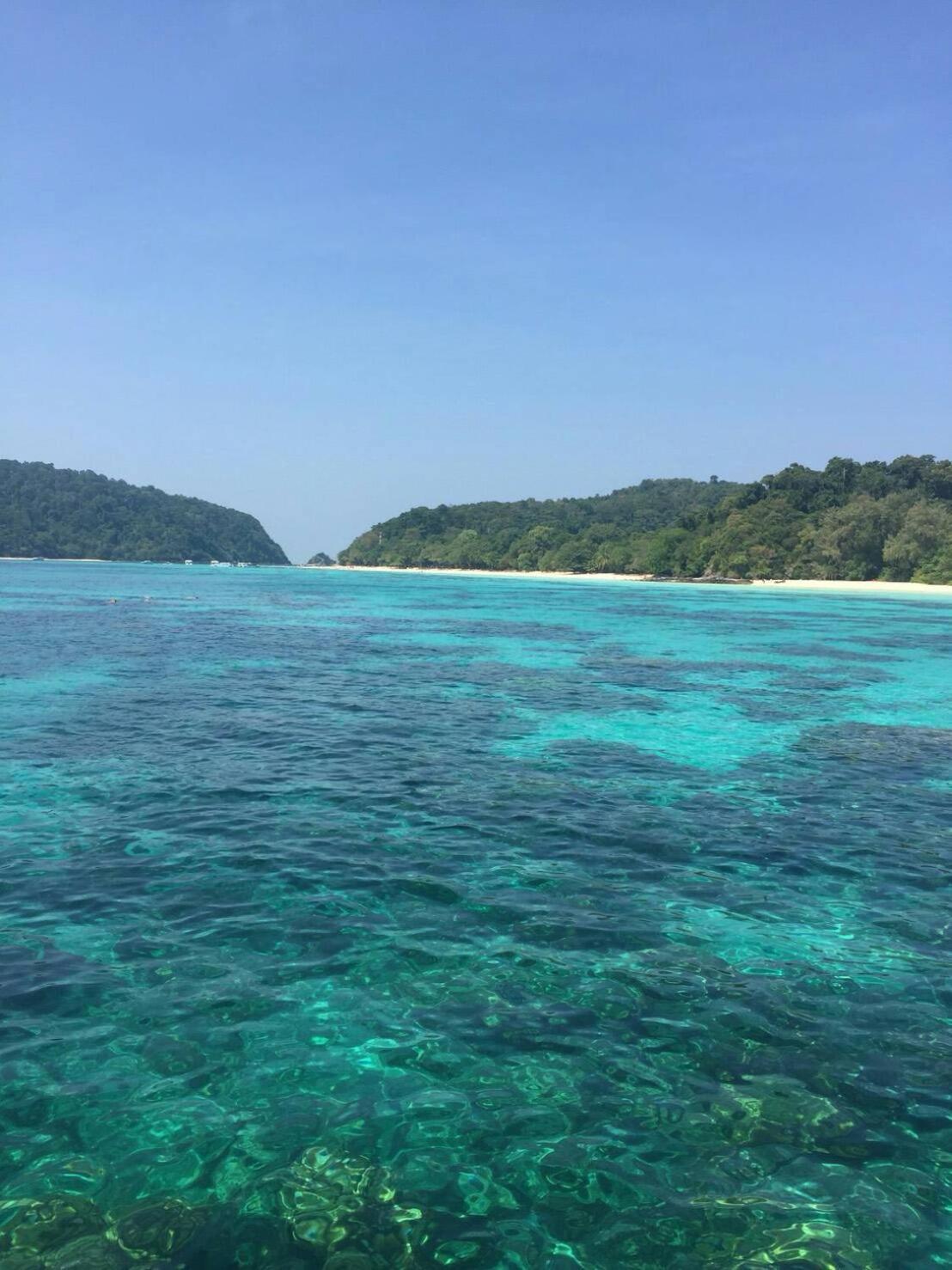 Baan Sri Lanta Sand