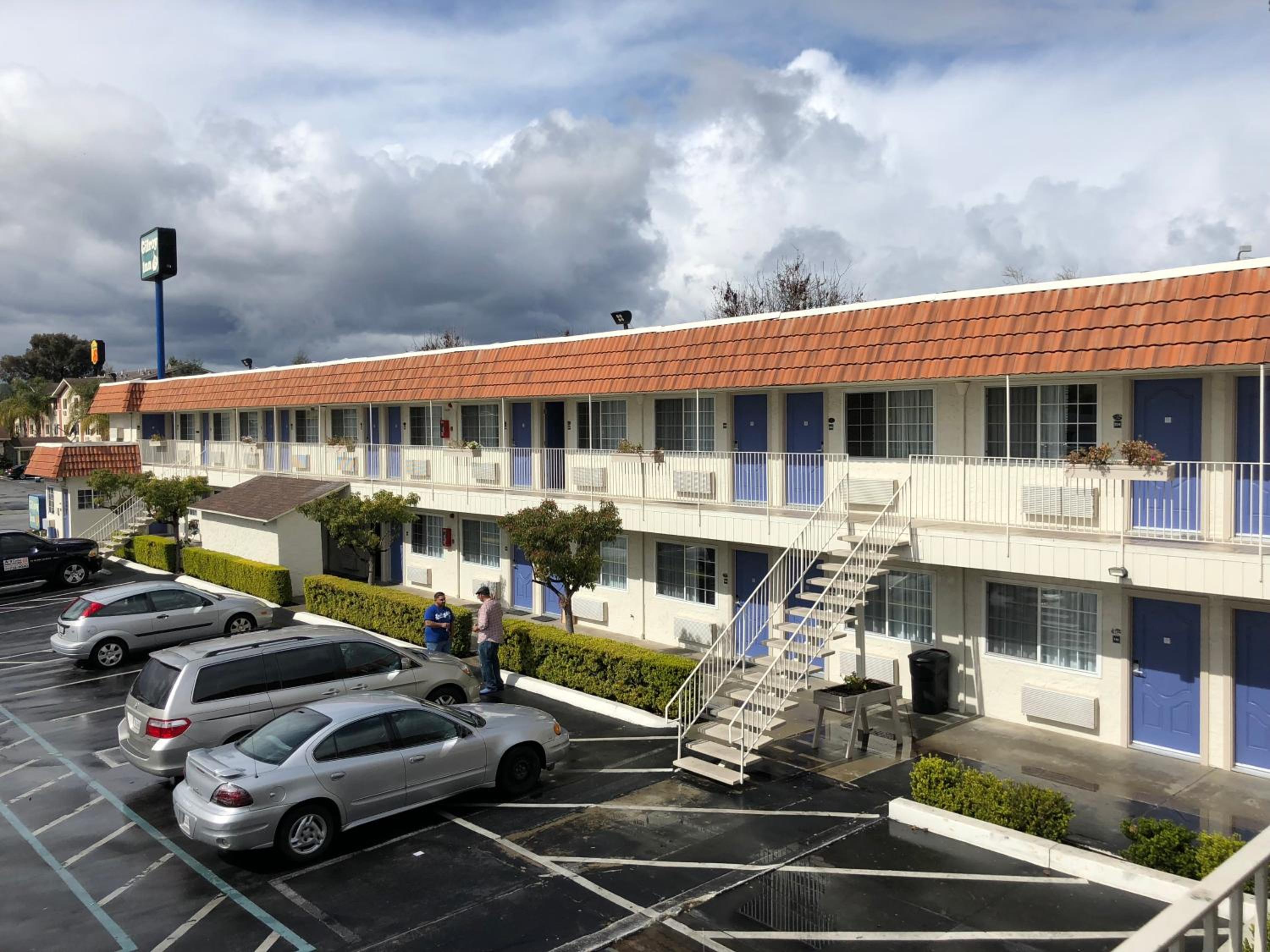 Gilroy Inn, Foto 19