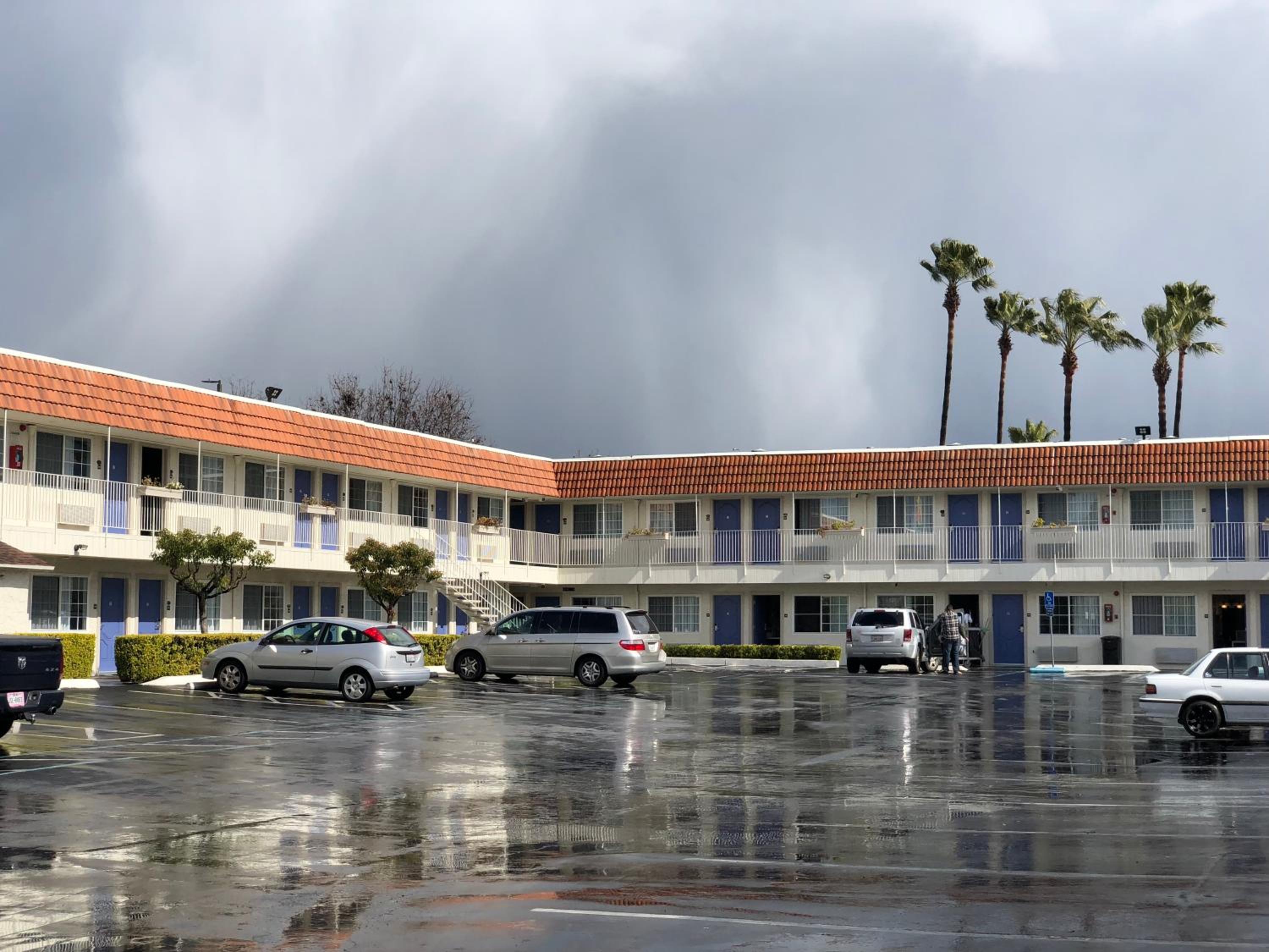 Gilroy Inn, Foto 16
