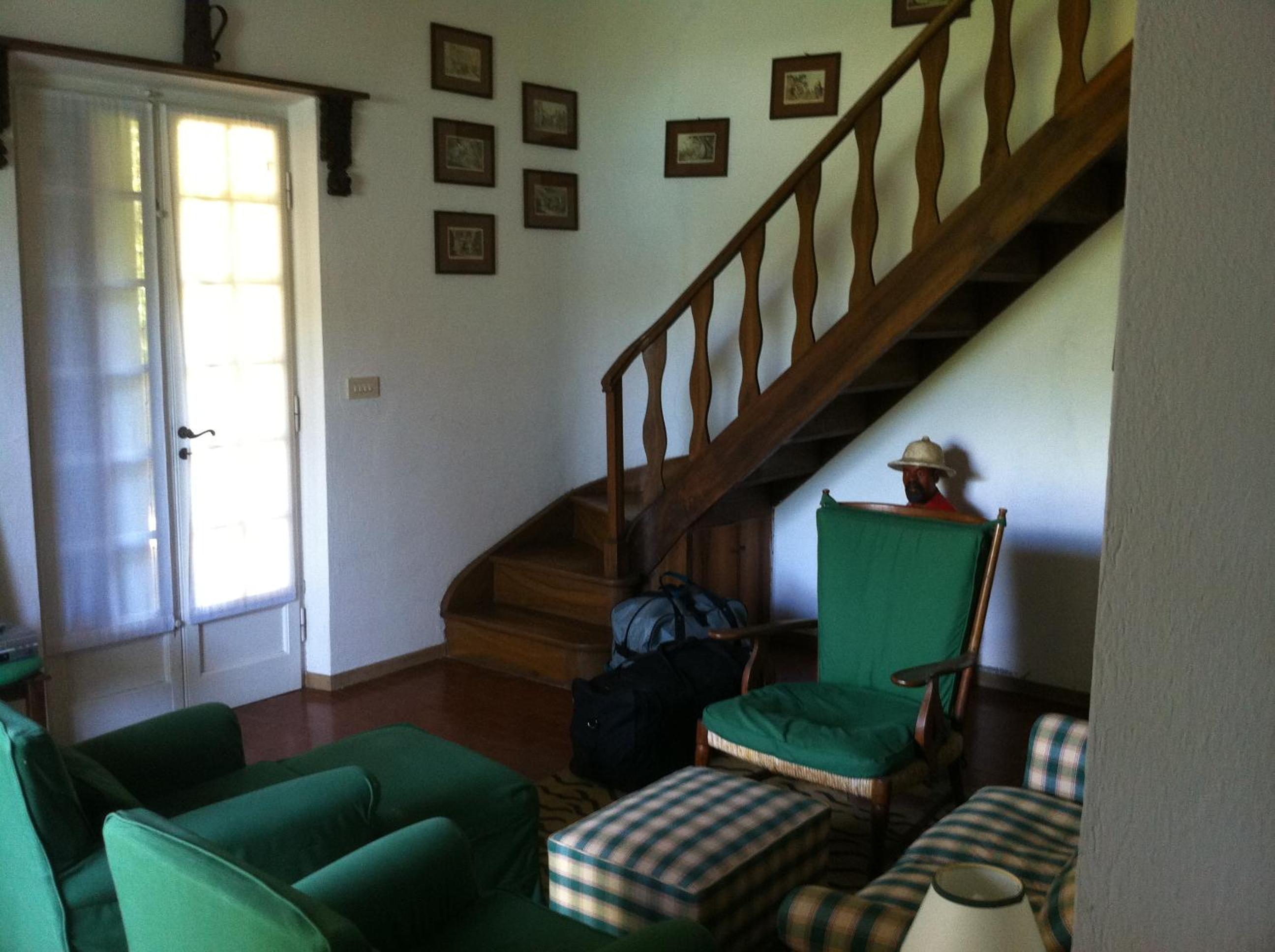 Photo 8