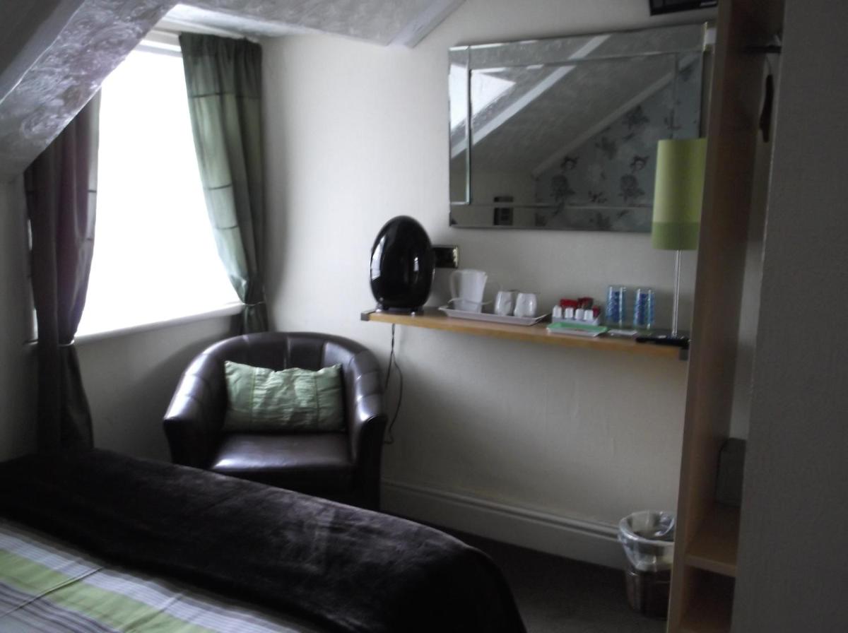 Photo 25