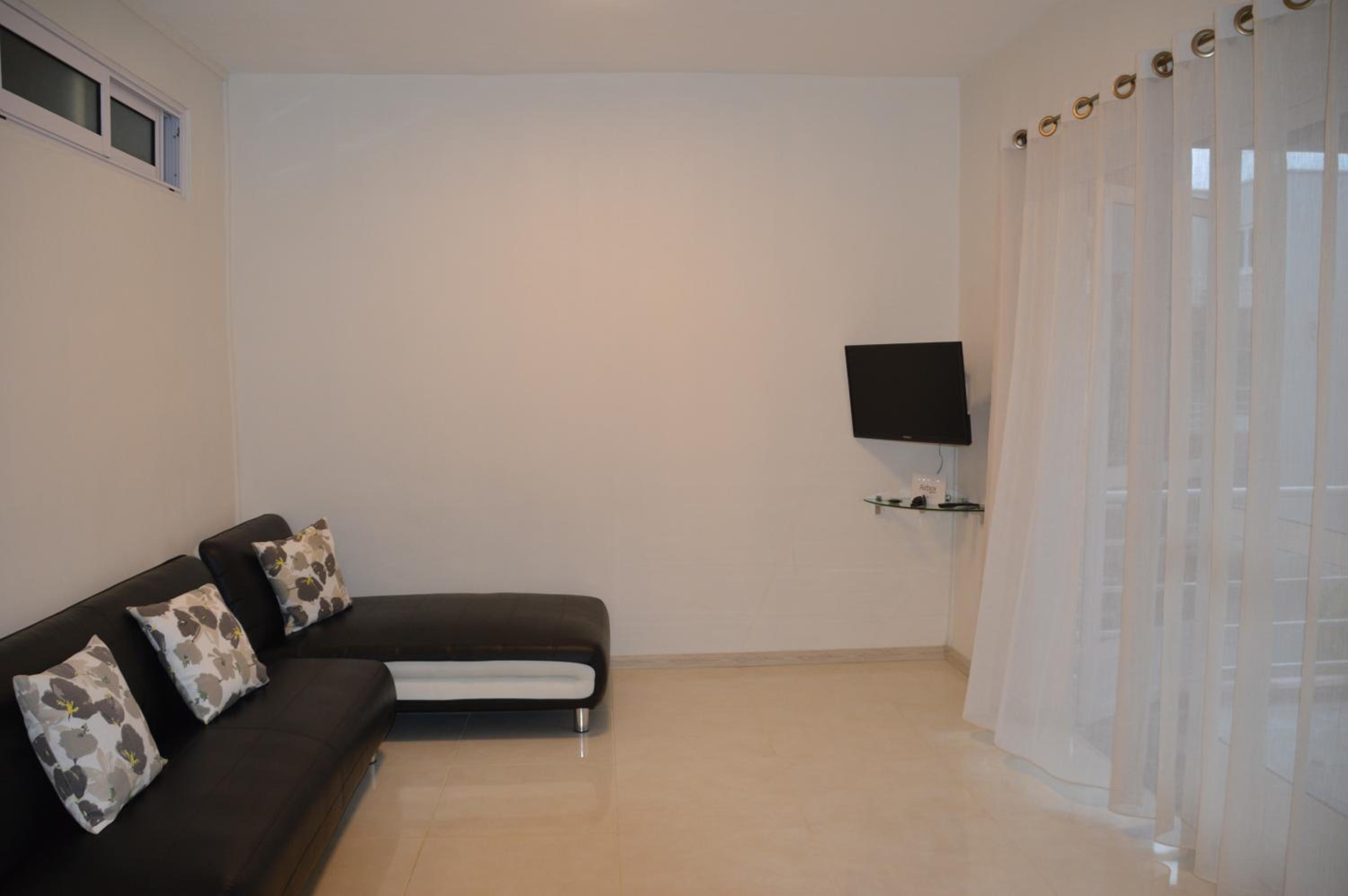 AZ Pereybere Beach Apartment