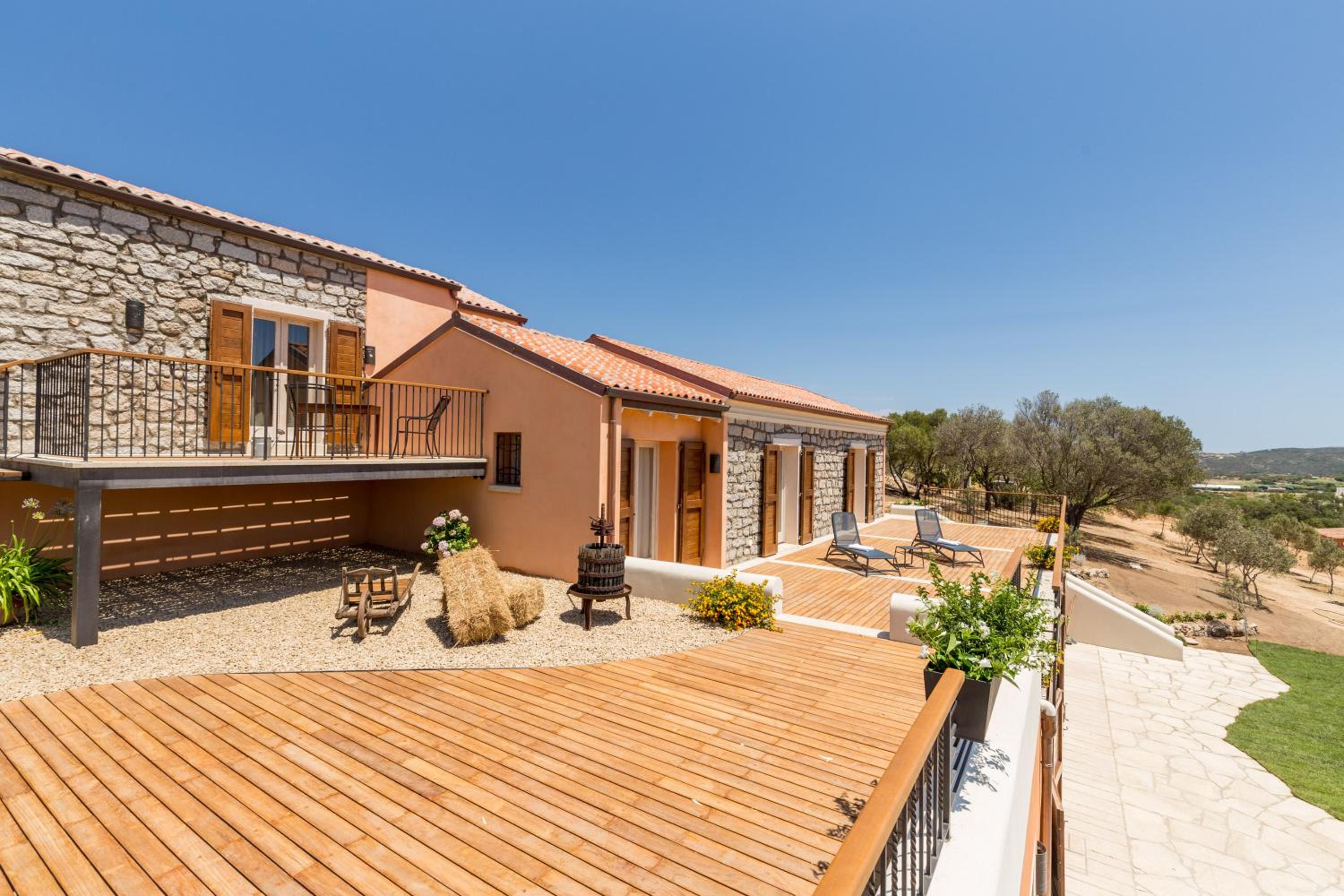 Tenuta Petra Bianca