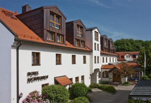 Munich Vacations - Hotel Lechnerhof Unterfohring - Property Image 77