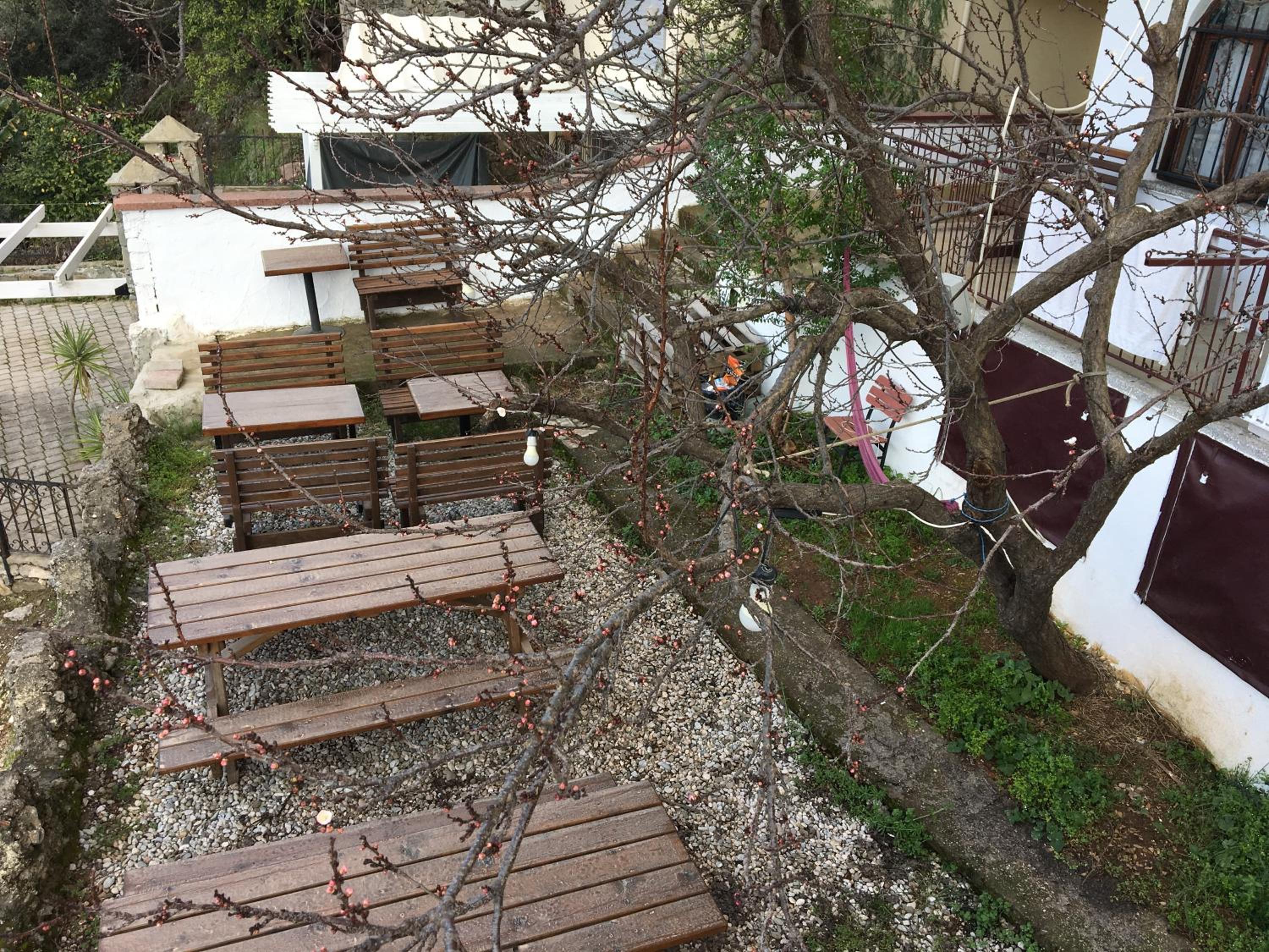 El Camino Yurt & Pub - Image 51