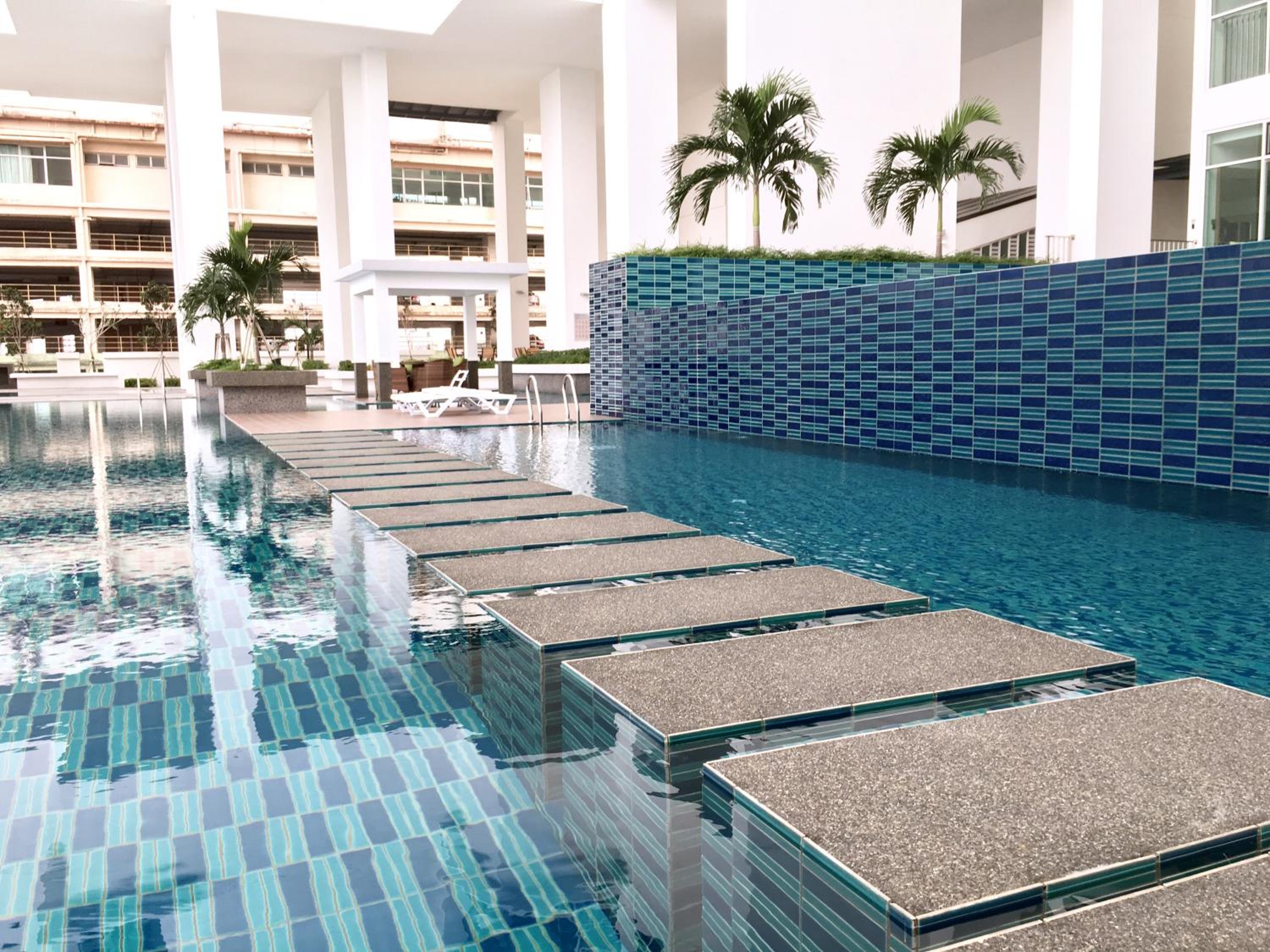 Pinnacle Tower Apartment Stay by Feel Suites