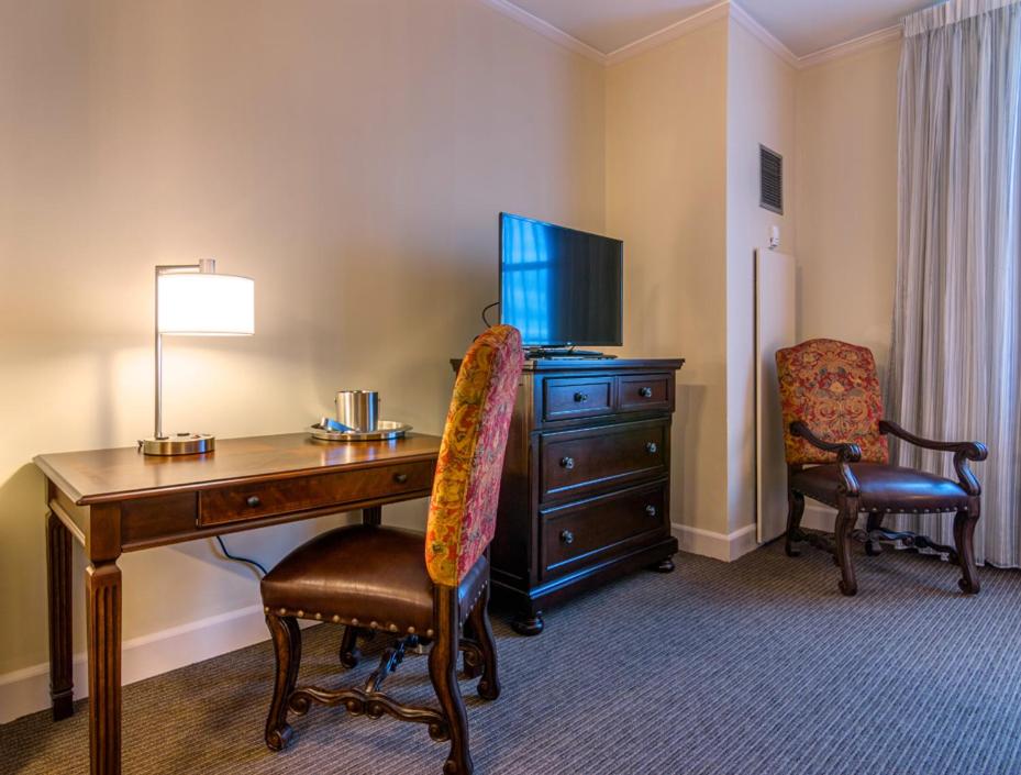 Hotel Bentley - Property Image 21