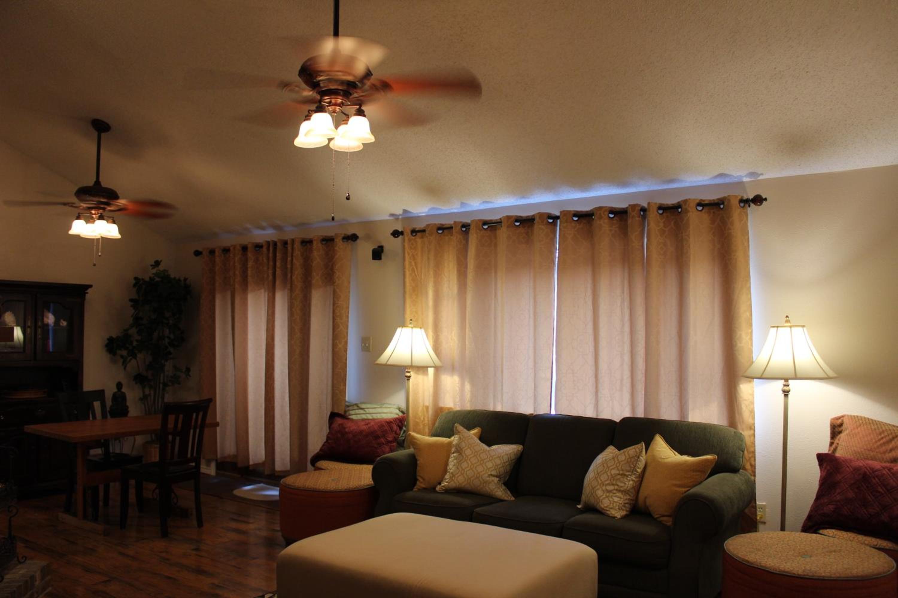 Comfy Cozy Affordable Home Away Home - Property Image 6