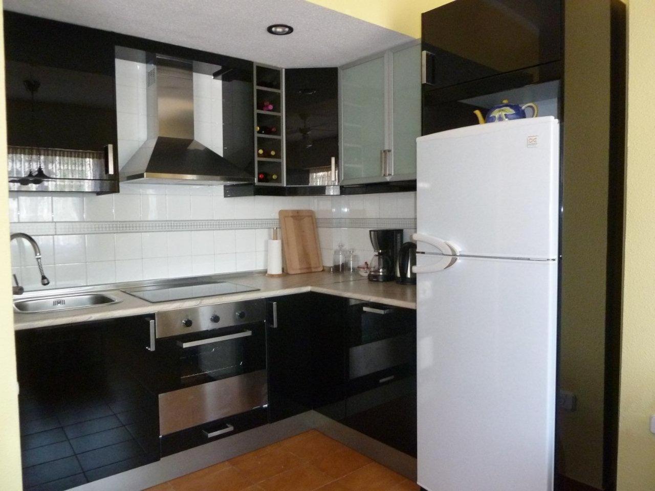 Apartment with side seaview 60 meters from sea photo 5