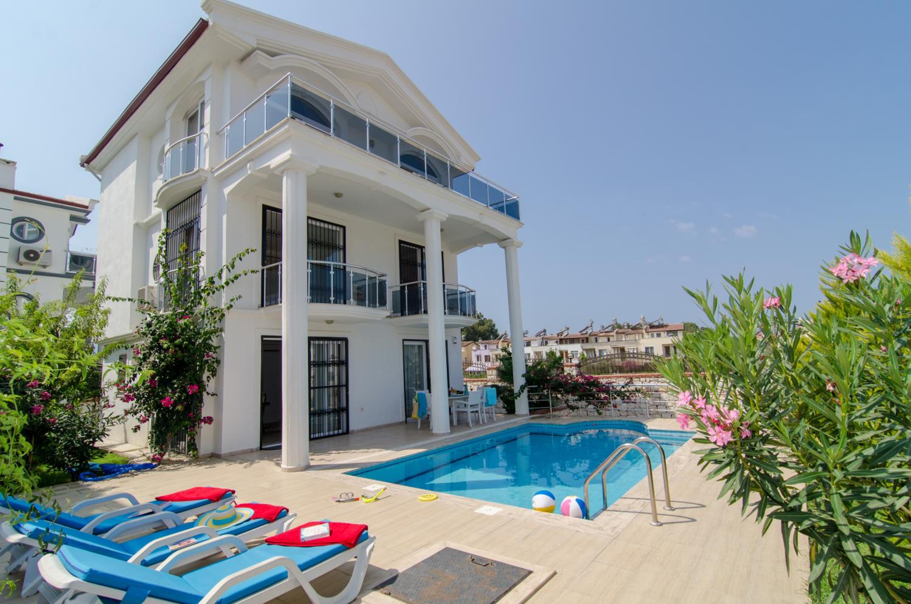 Smans Villas view 4