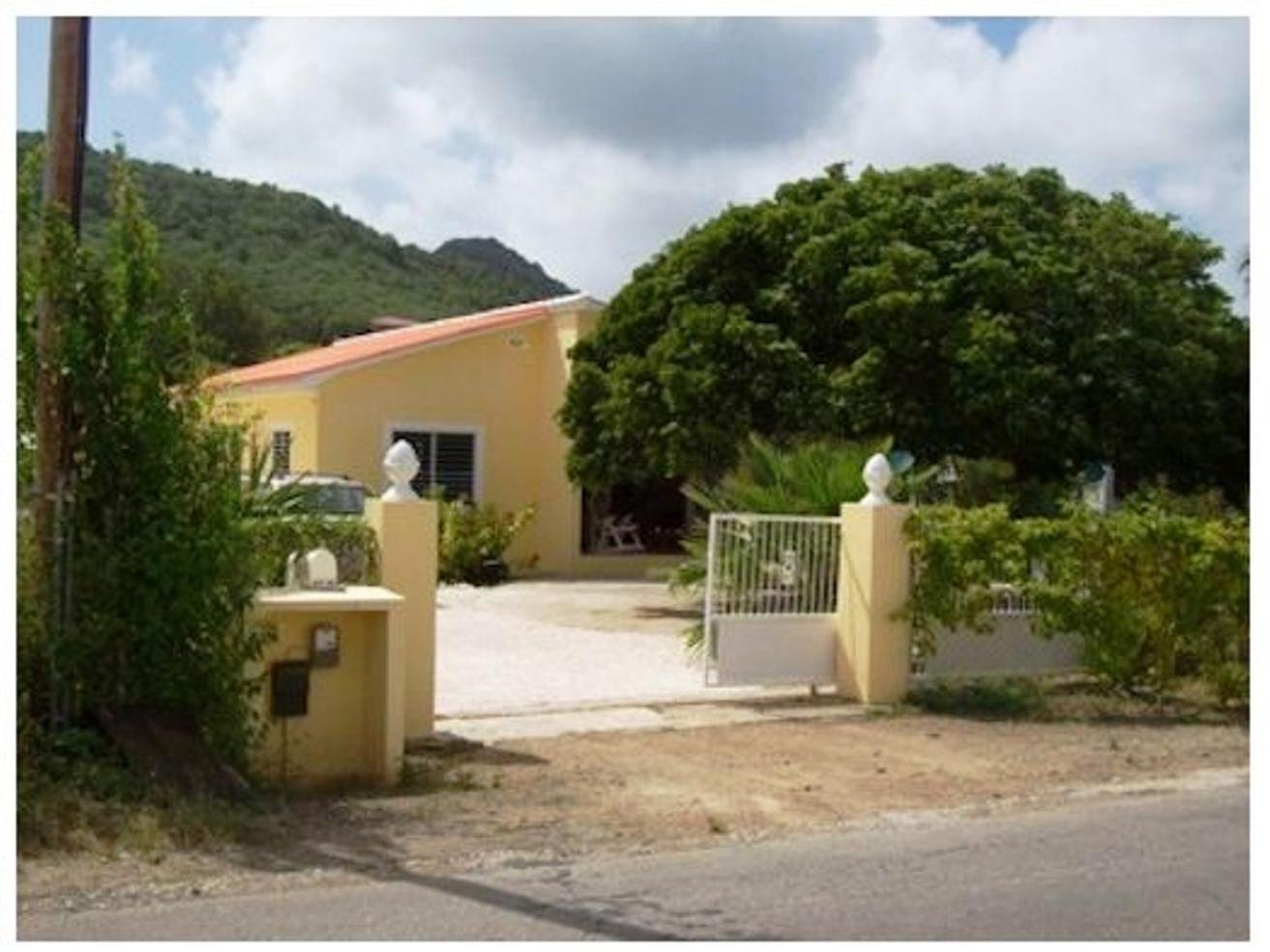 Dolphin Hearthouse