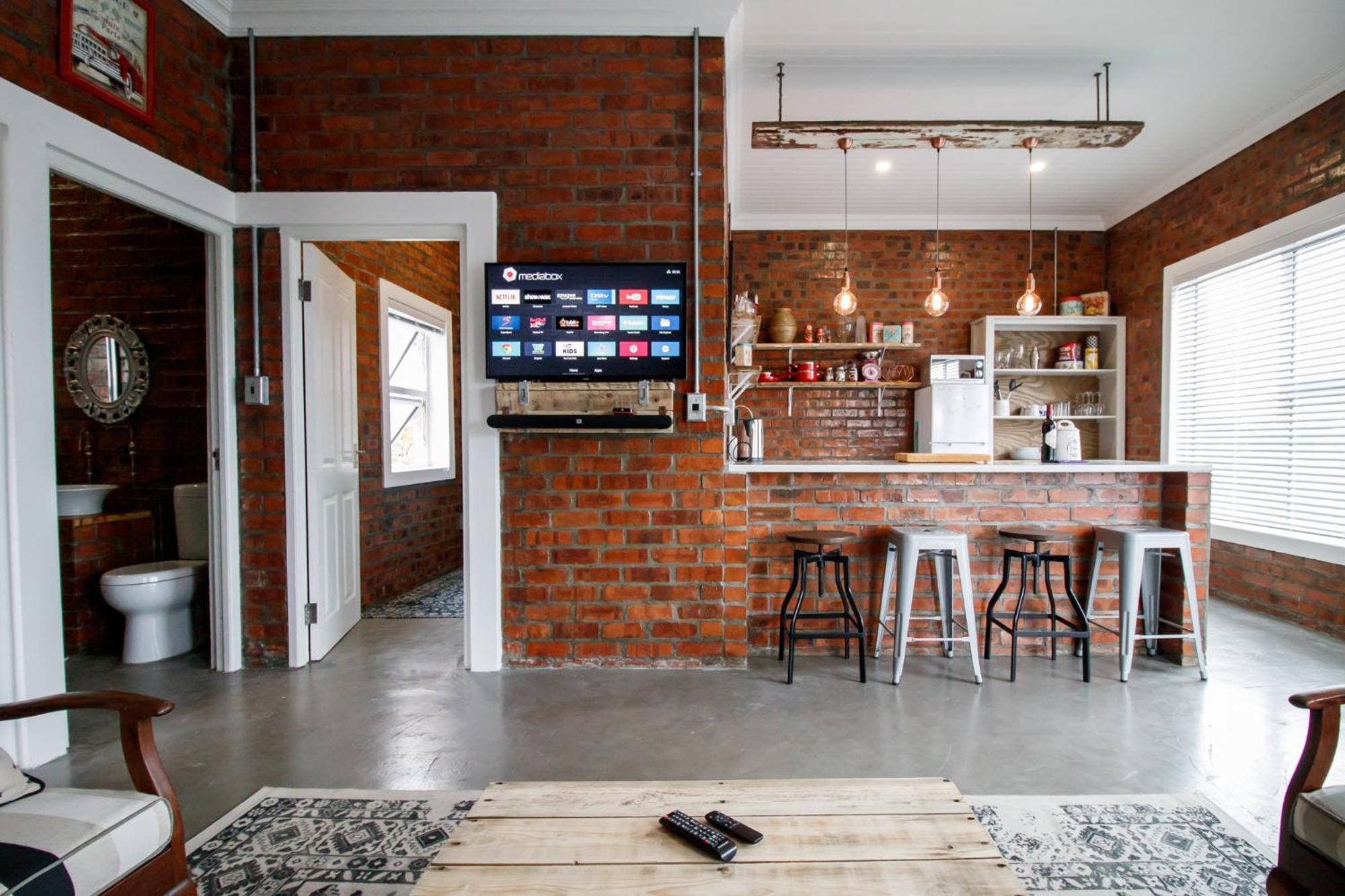 Rustic Retreat Apartment in Durbanville view 2
