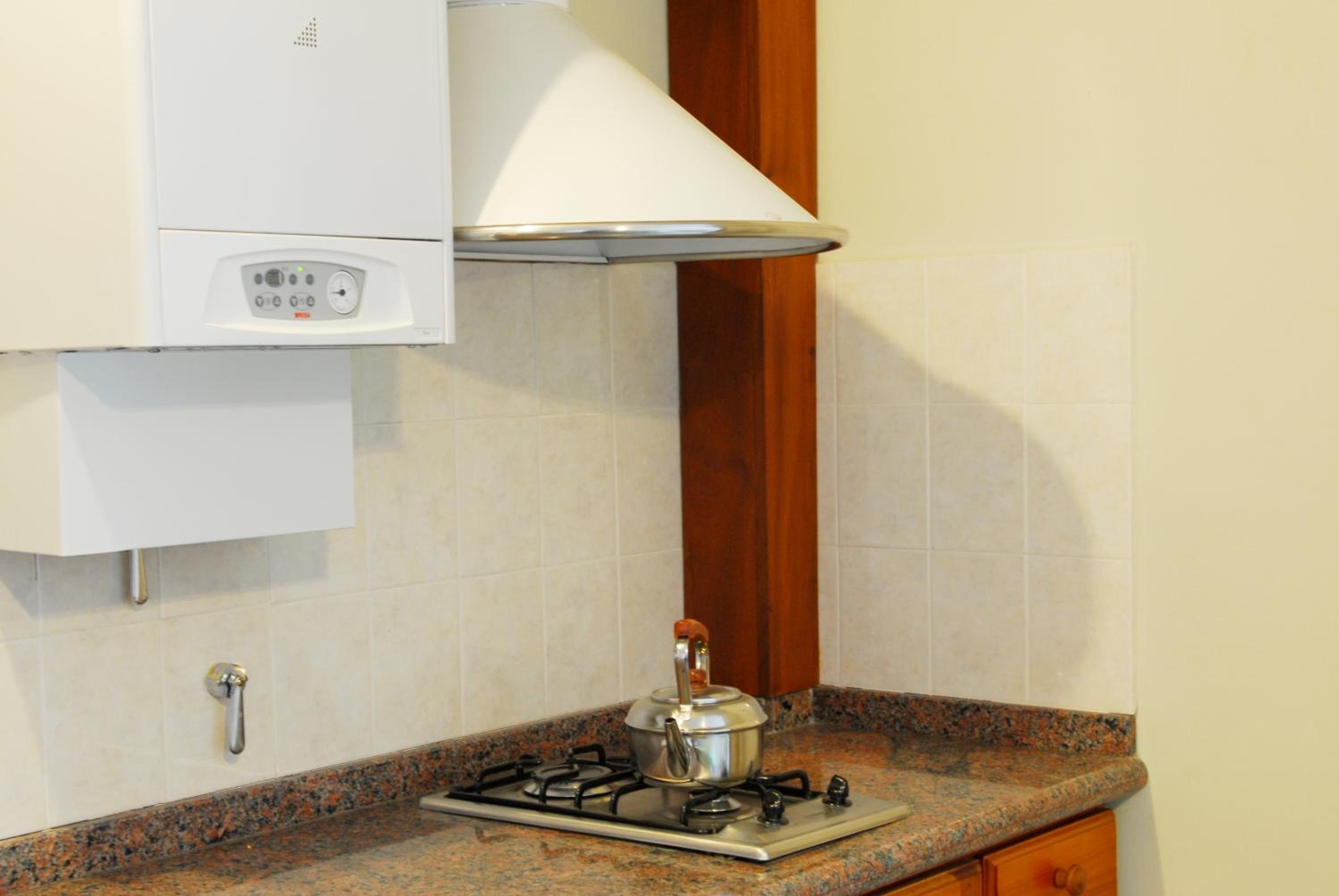 Nuna Ayni Apartments