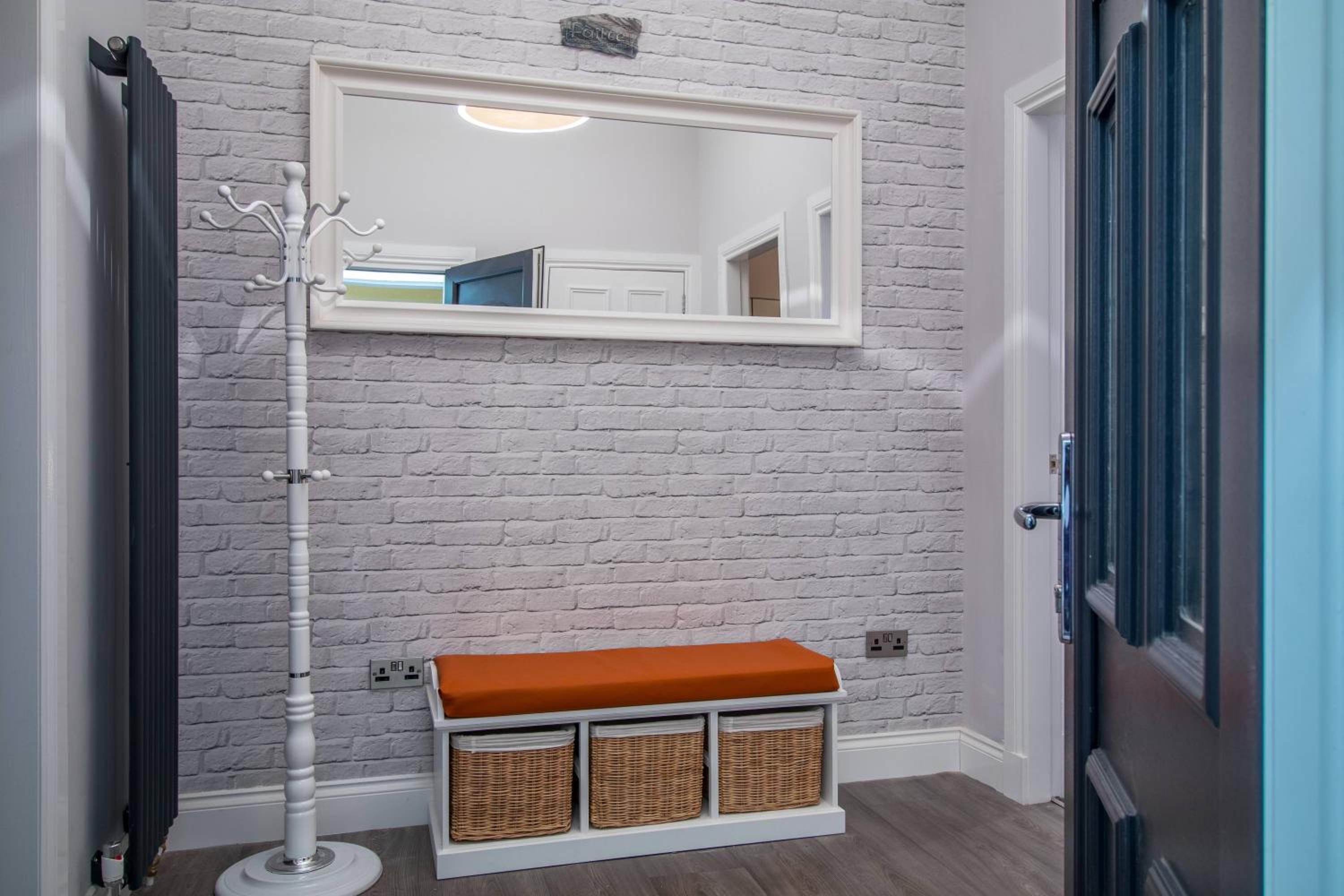 West Highland Apartments Milngavie - The Lomond view 5