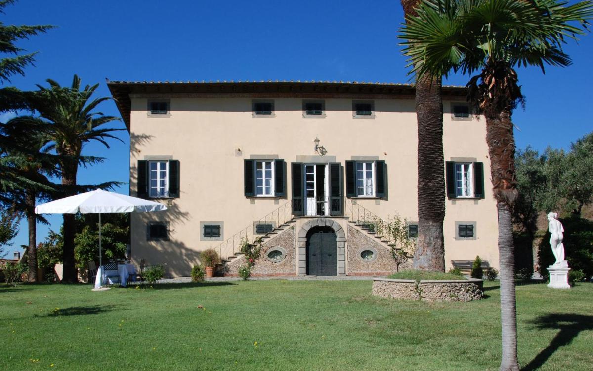 Photo 12