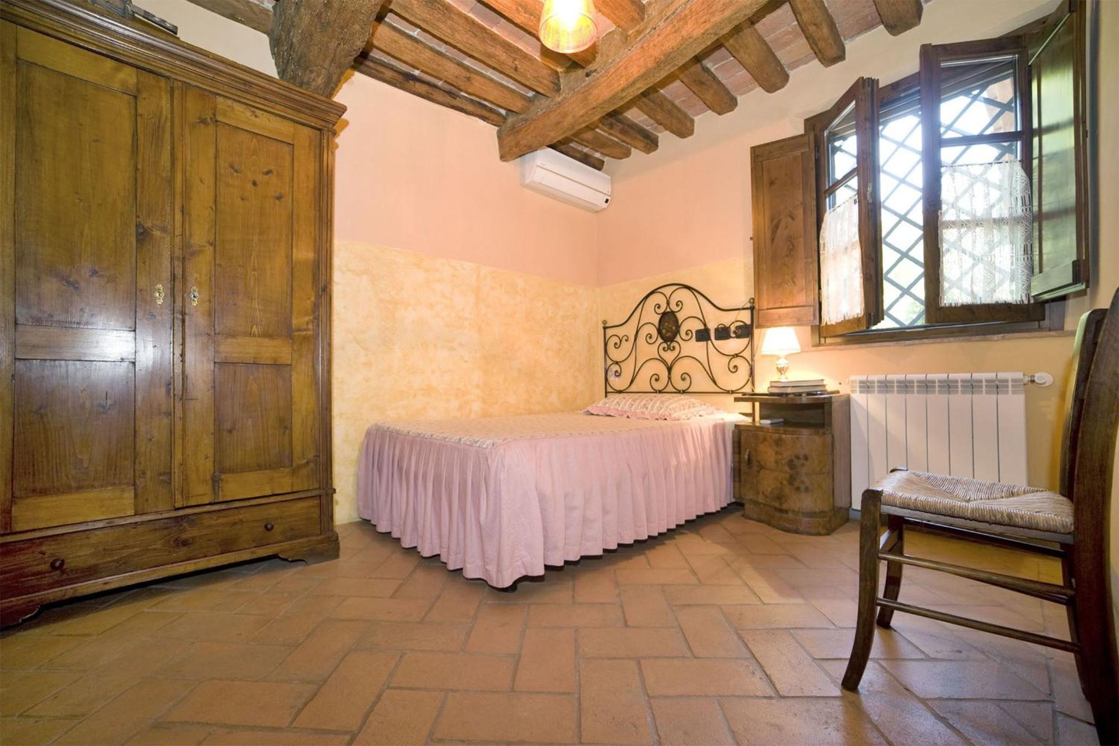 Villa Le Rondini by Salogi Villas