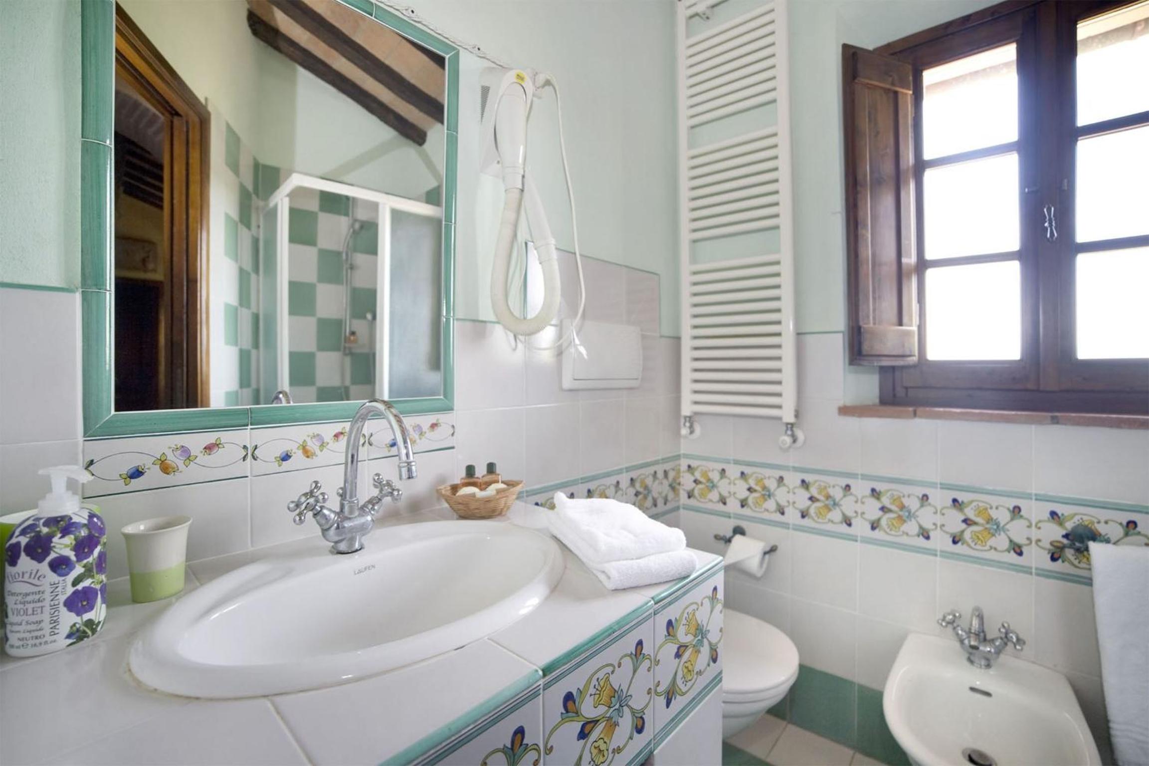 Villa Le Rondini by Salogi Villas