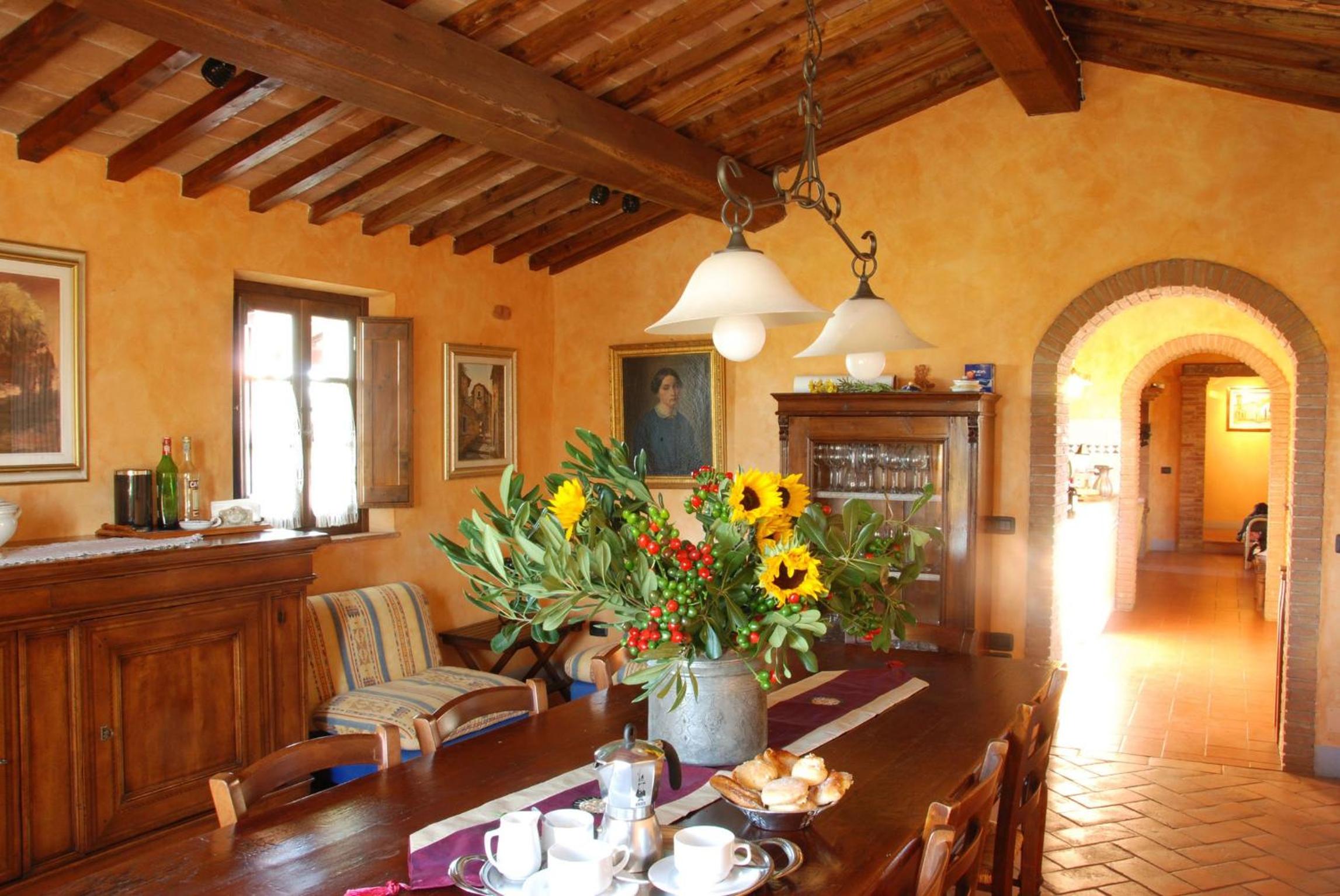 Villa Le Rondini by Salogi Villas