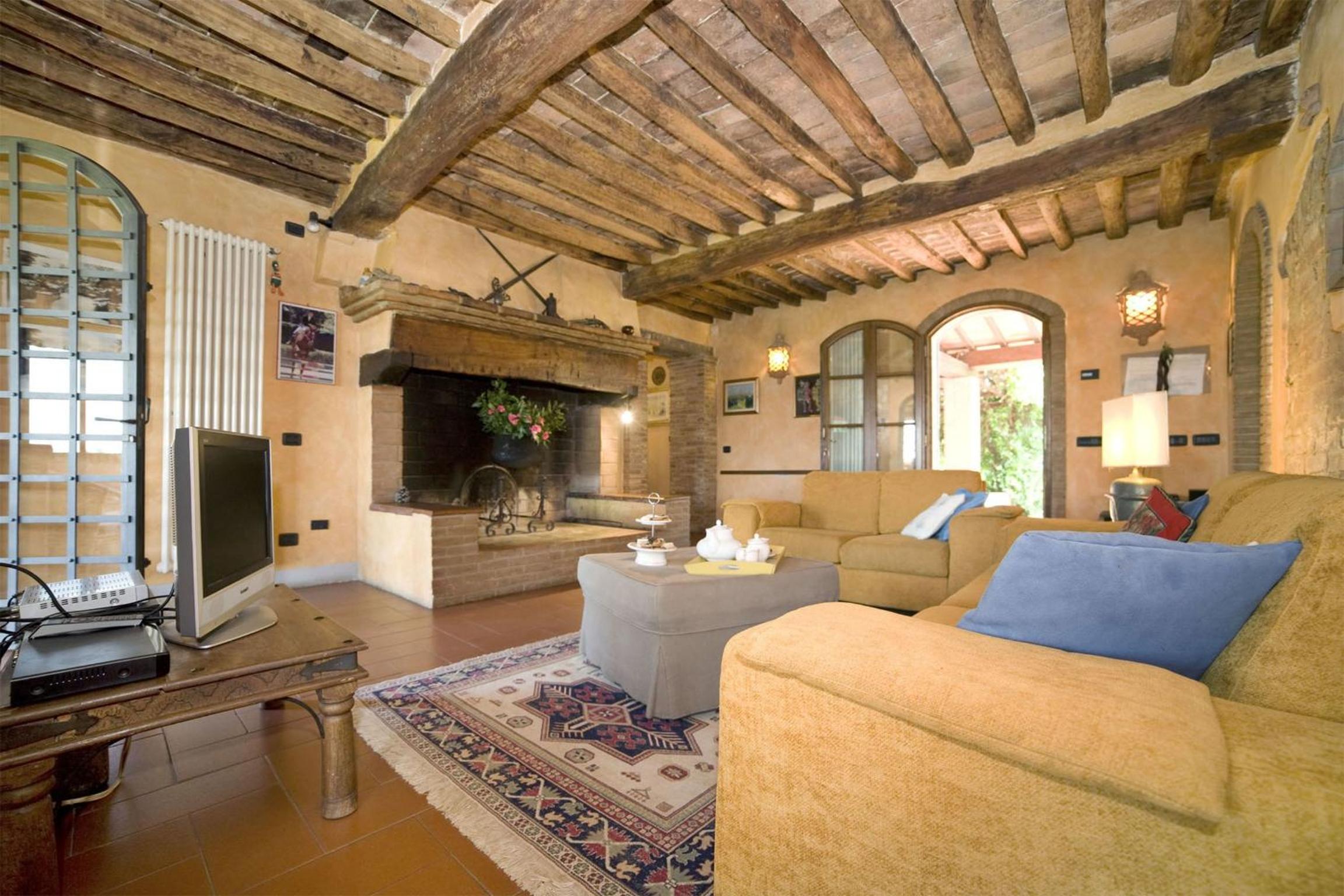 Villa Le Rondini by Salogi Villas