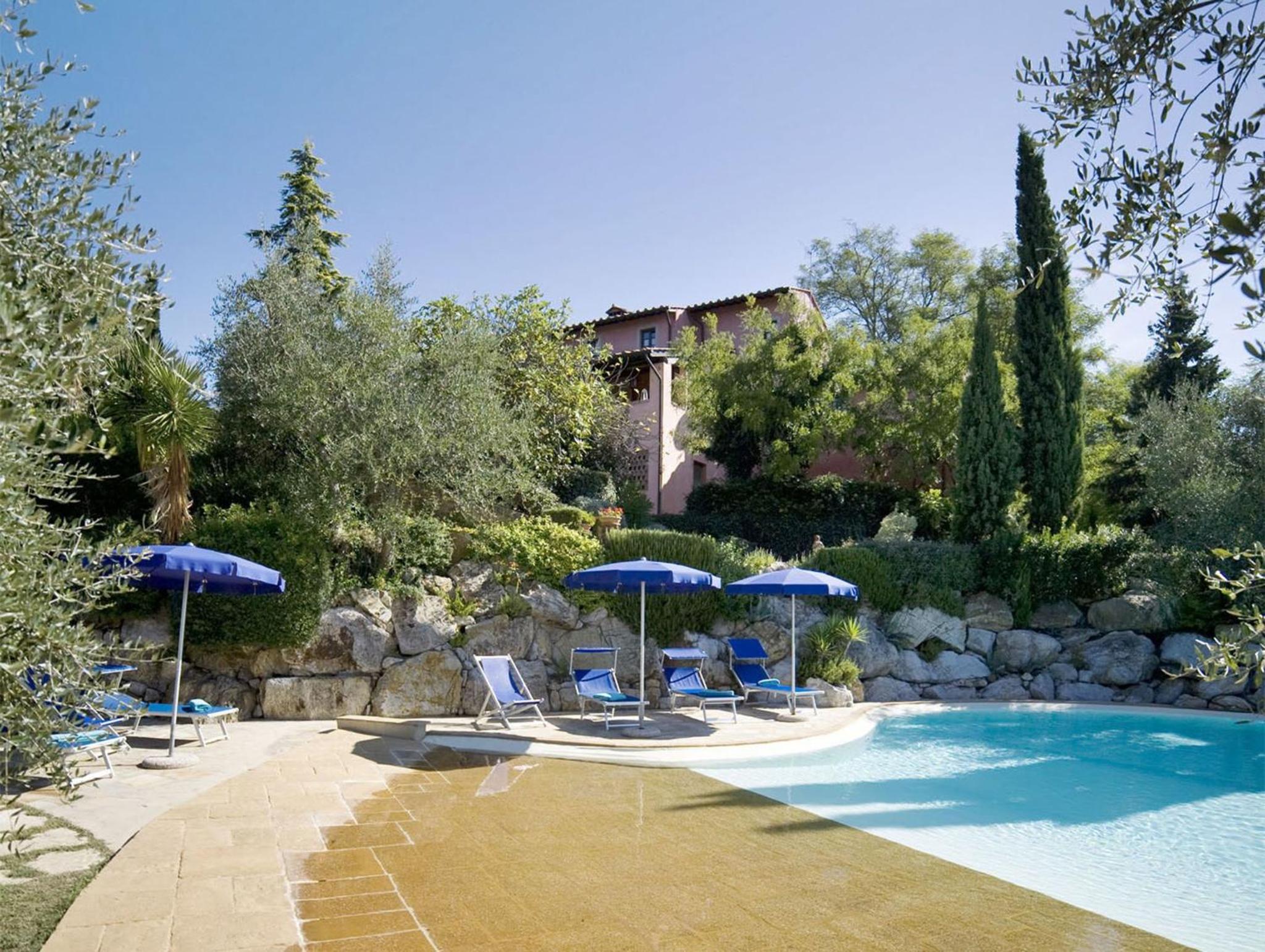Villa Le Rondini by Salogi Villas