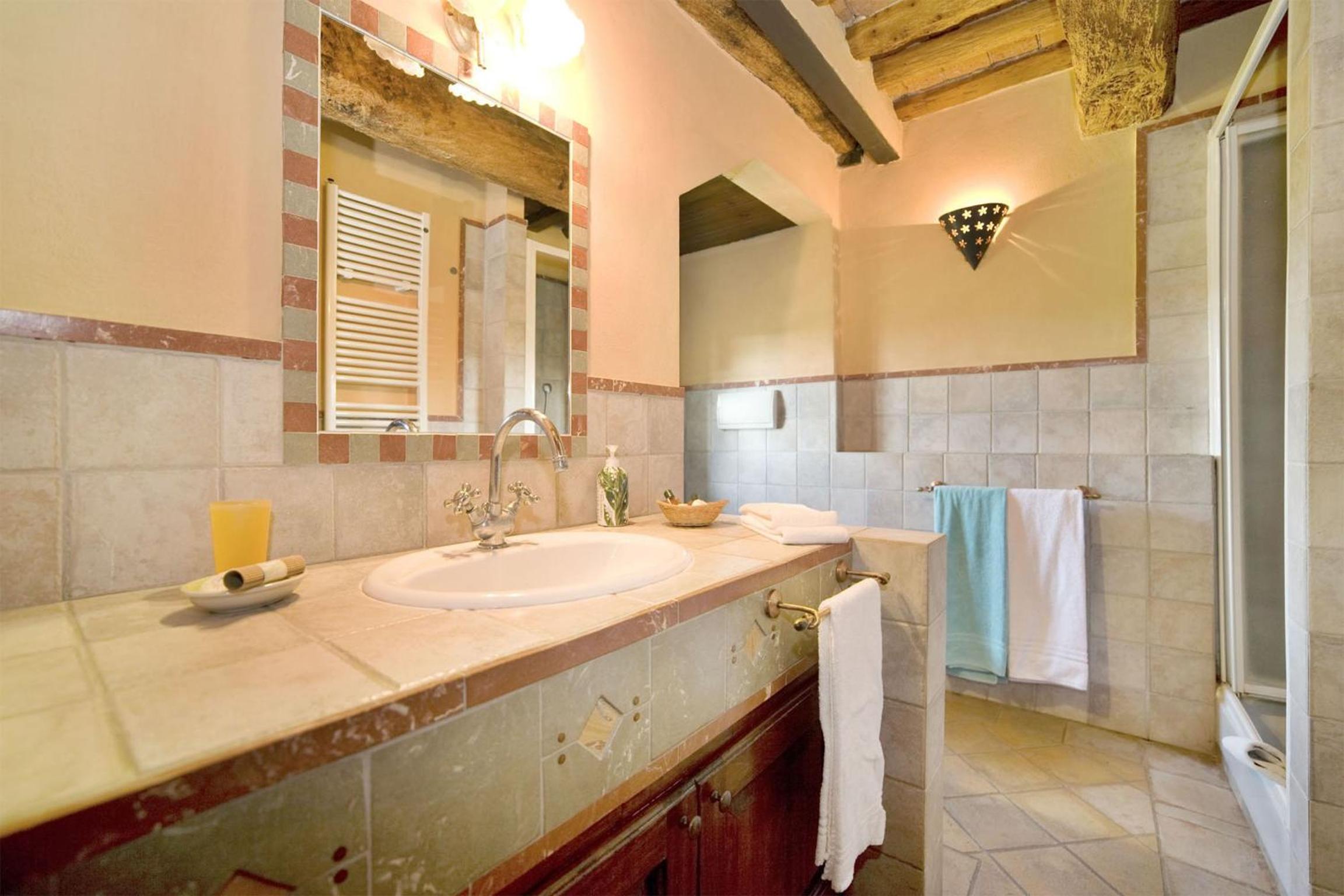 Villa Le Rondini by Salogi Villas