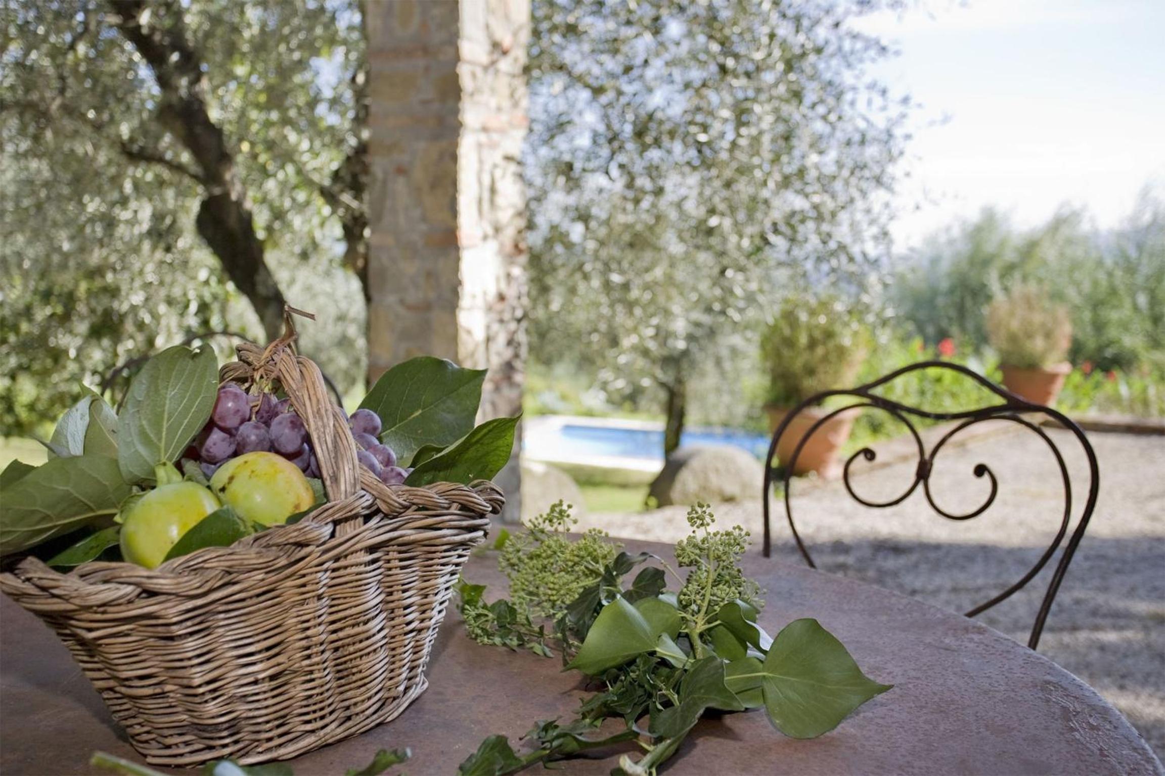 La Loggia 13 by Salogi Villas view 3
