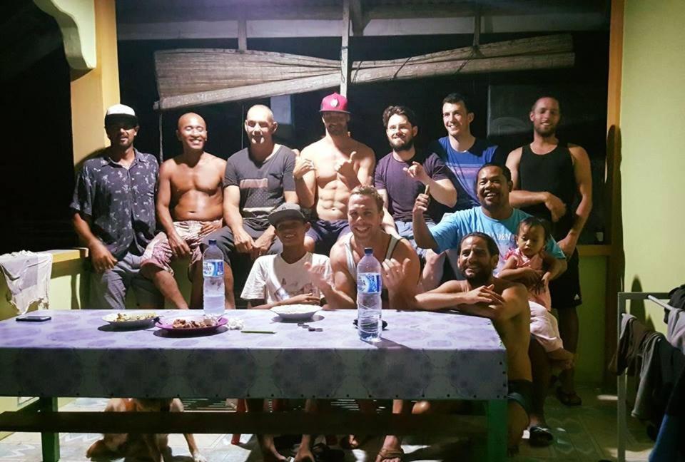 Oseda Nias Surf House