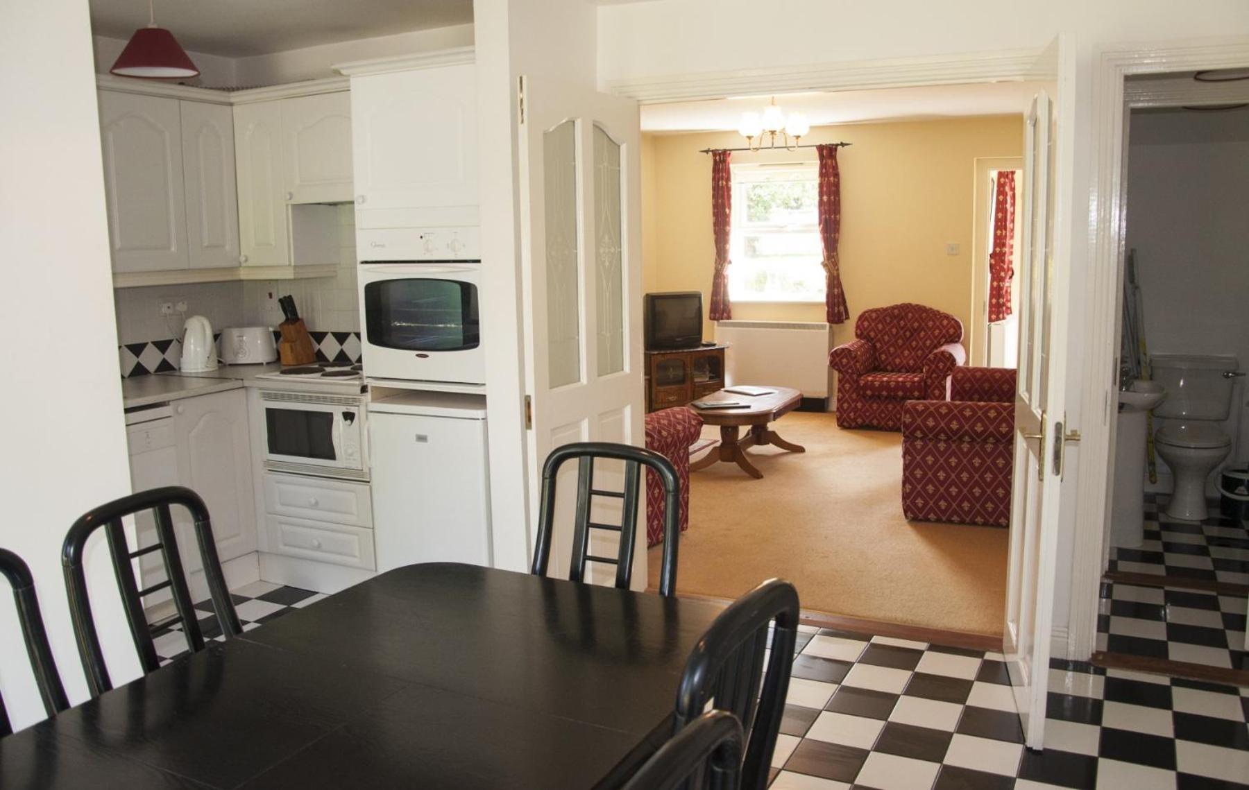 Aughrim Holiday Village No 14 by Trident Holiday Homes view 5