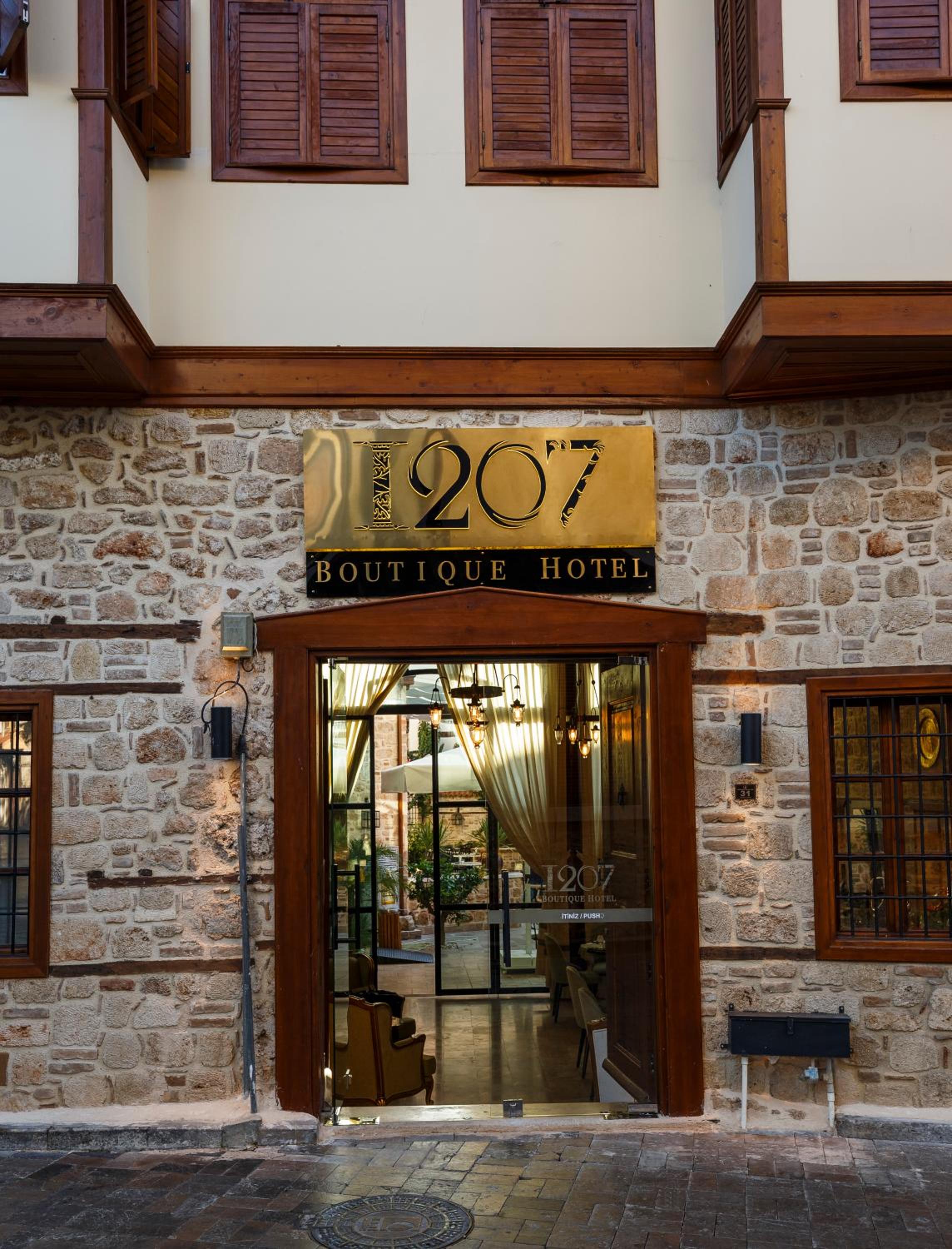 Hotel 1207 Special Class - Image 36