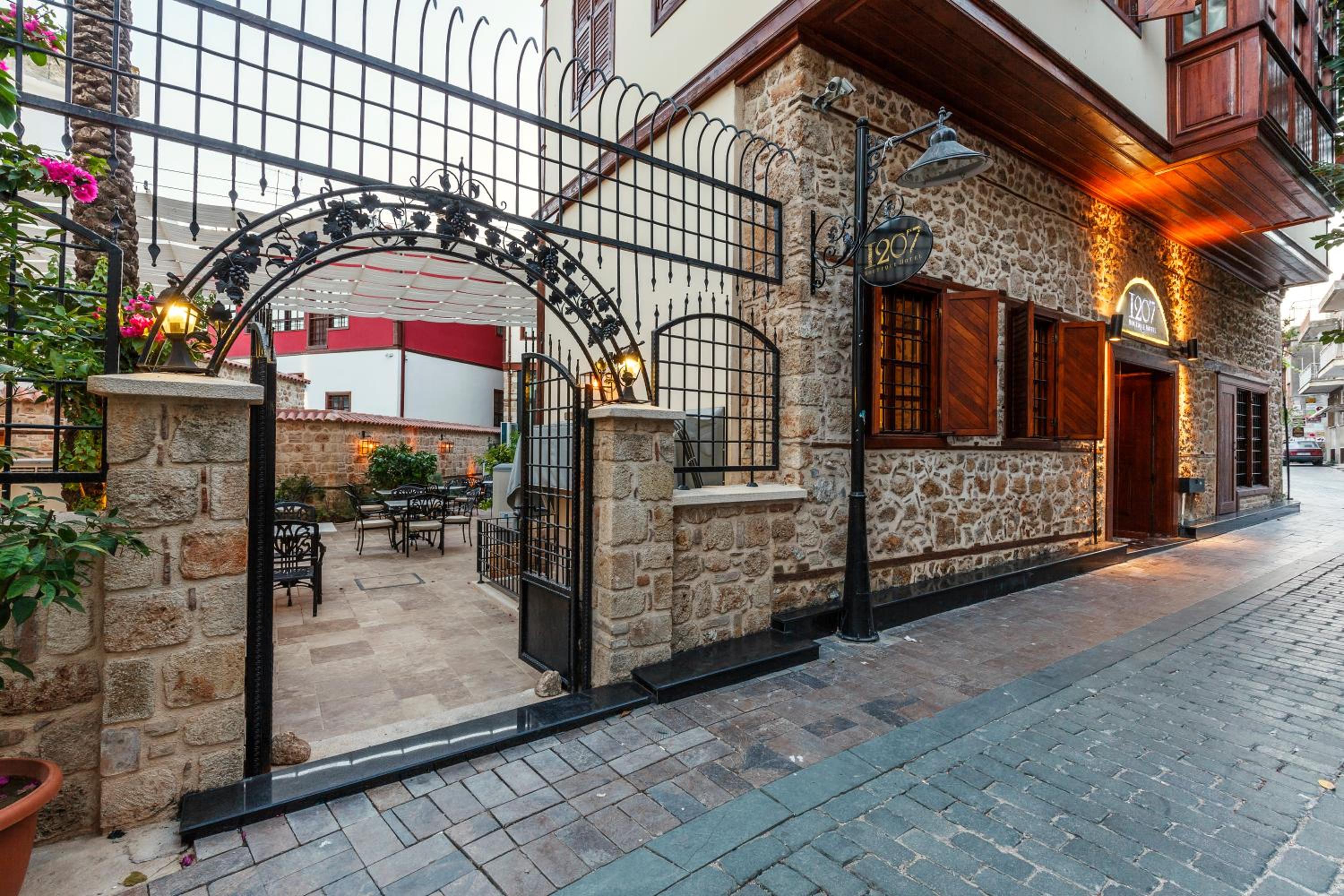 Hotel 1207 Special Class - Image 42