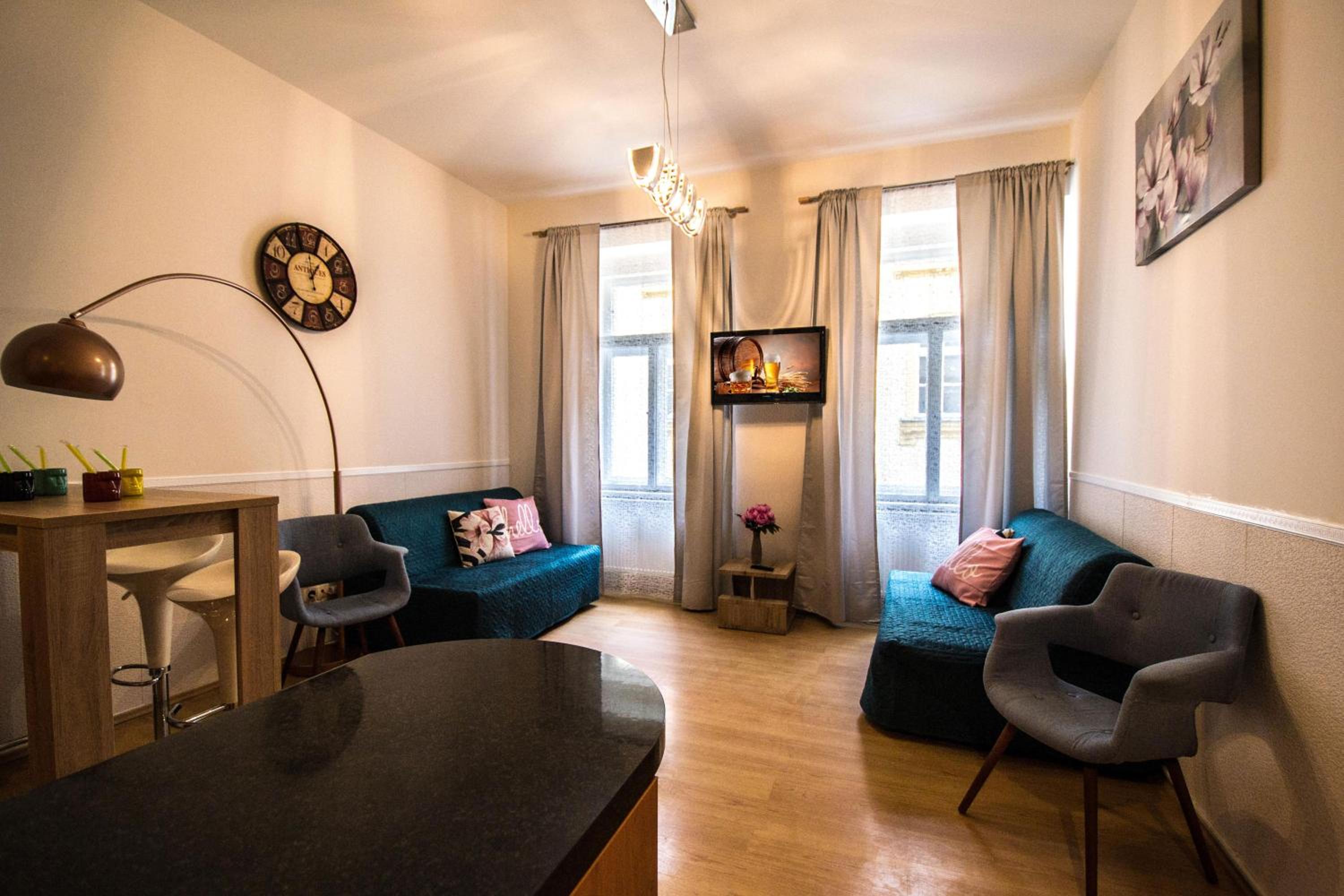 Riverside Ruterra Apartment