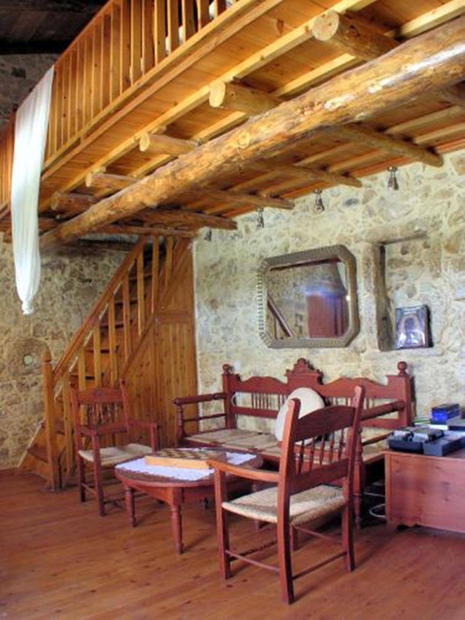 Kouriton House