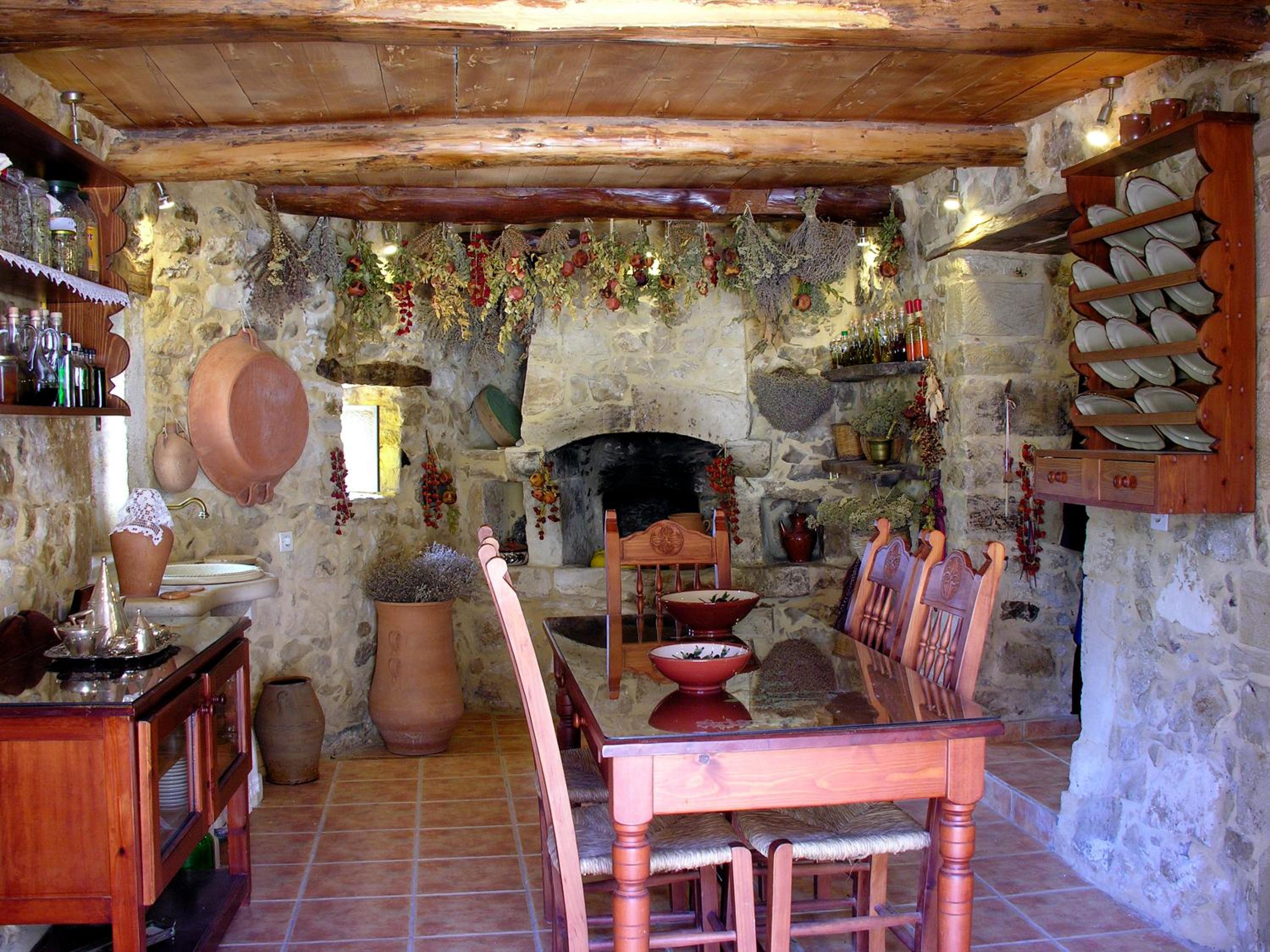 Kouriton House