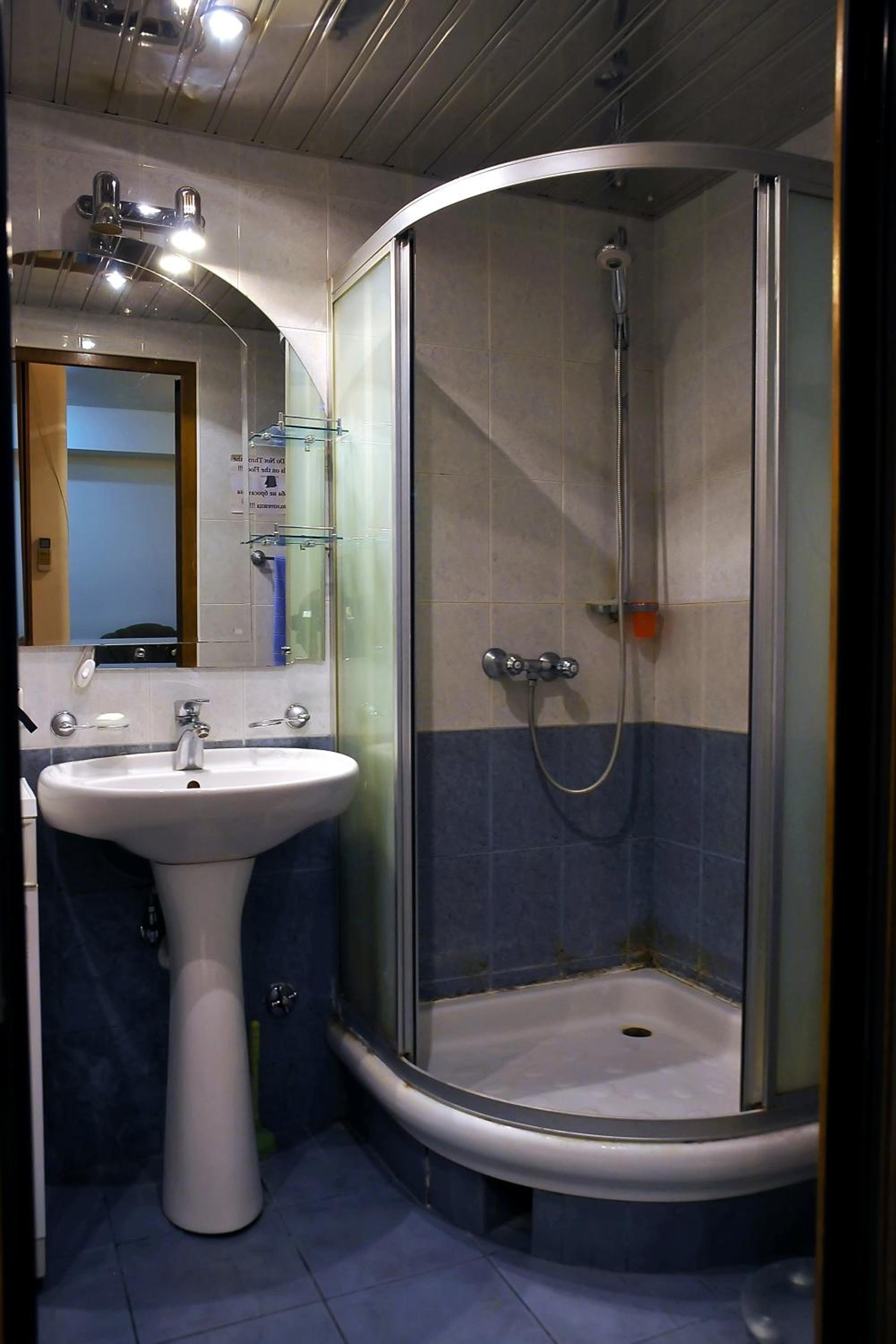 MGA Hostel & Tours