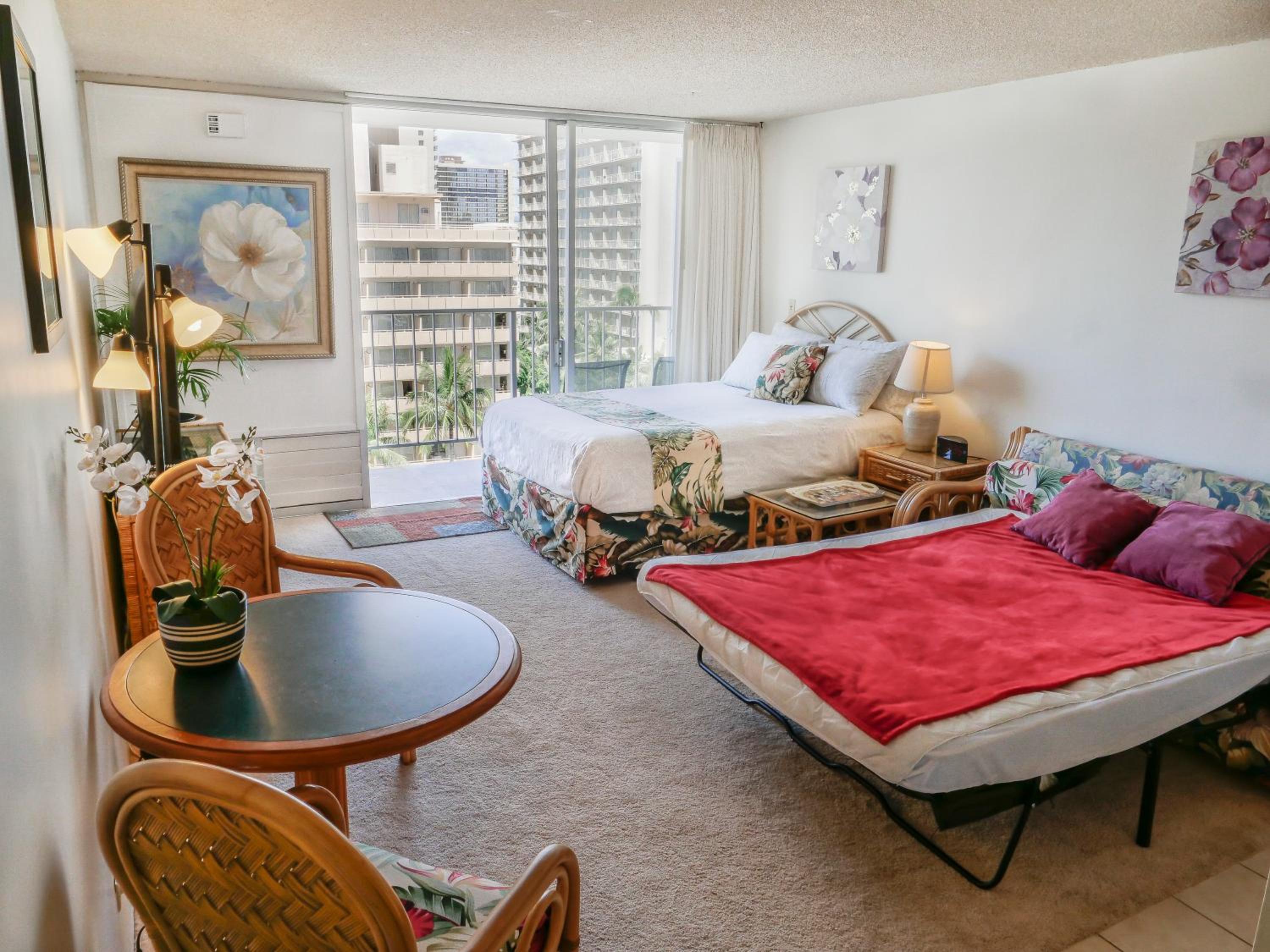 Tropical Studios at Marine Surf Waikiki - FREE PARKING - BEST LOCATION - FULL KITCHEN - SWIMMING POOL 照片第 256 張,共 263 張