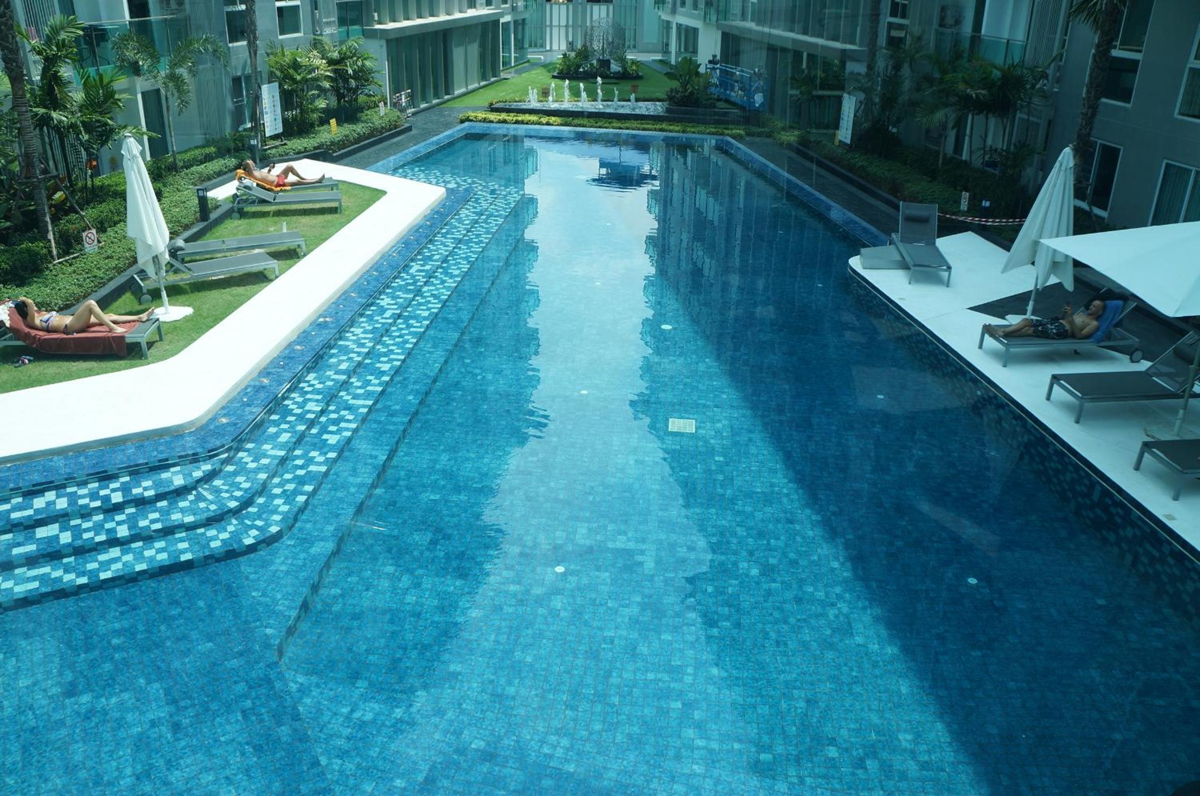 LOVELY STUDIO in City Center Residence