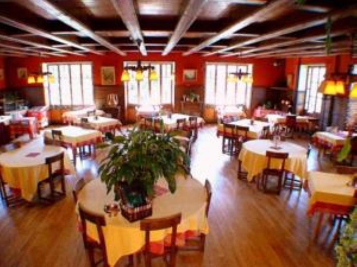 restaurant