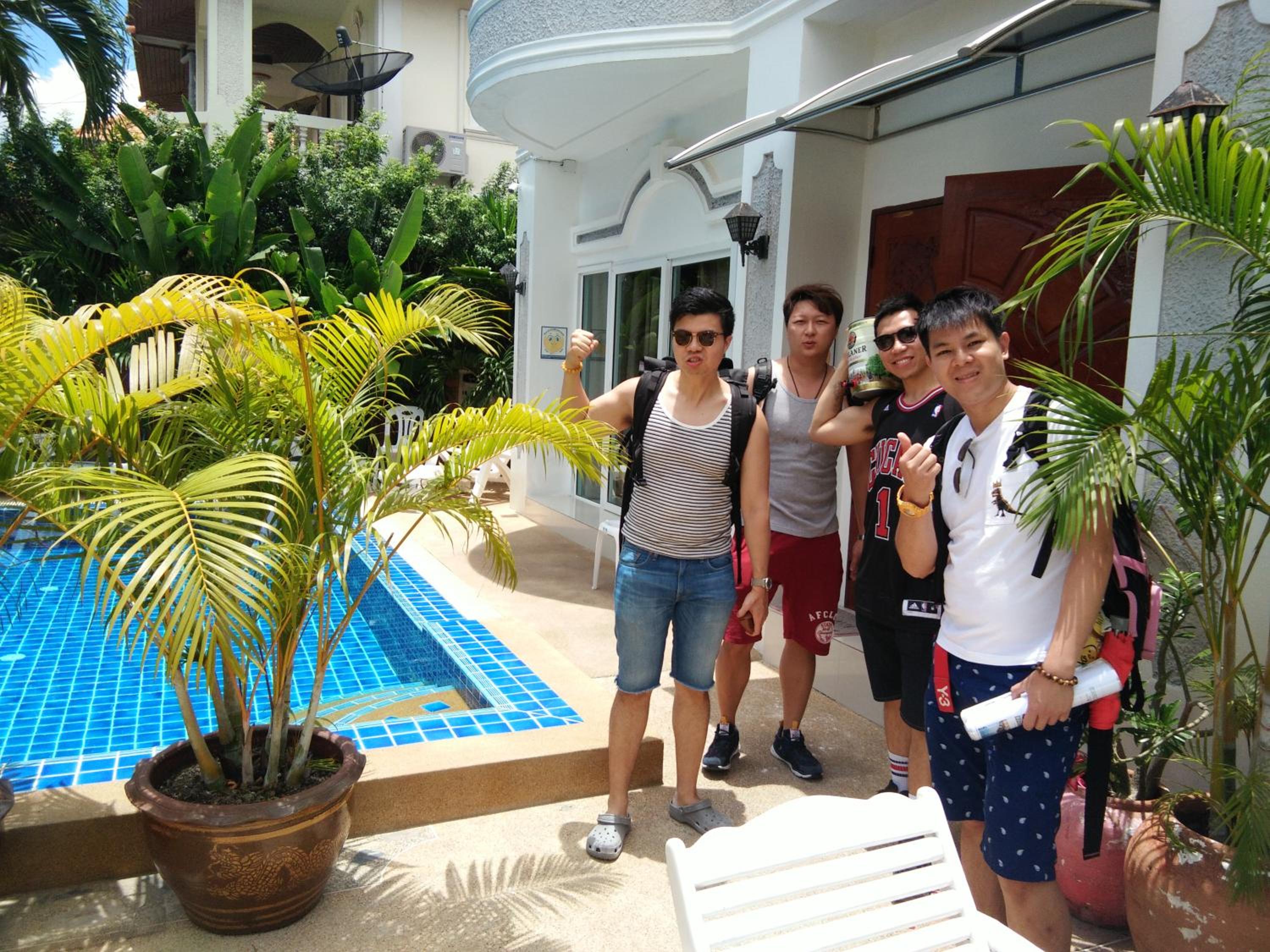 RATANA VILLA - PATTAYA HOLIDAY HOUSE WALKING STREET 7 bedrooms view 3