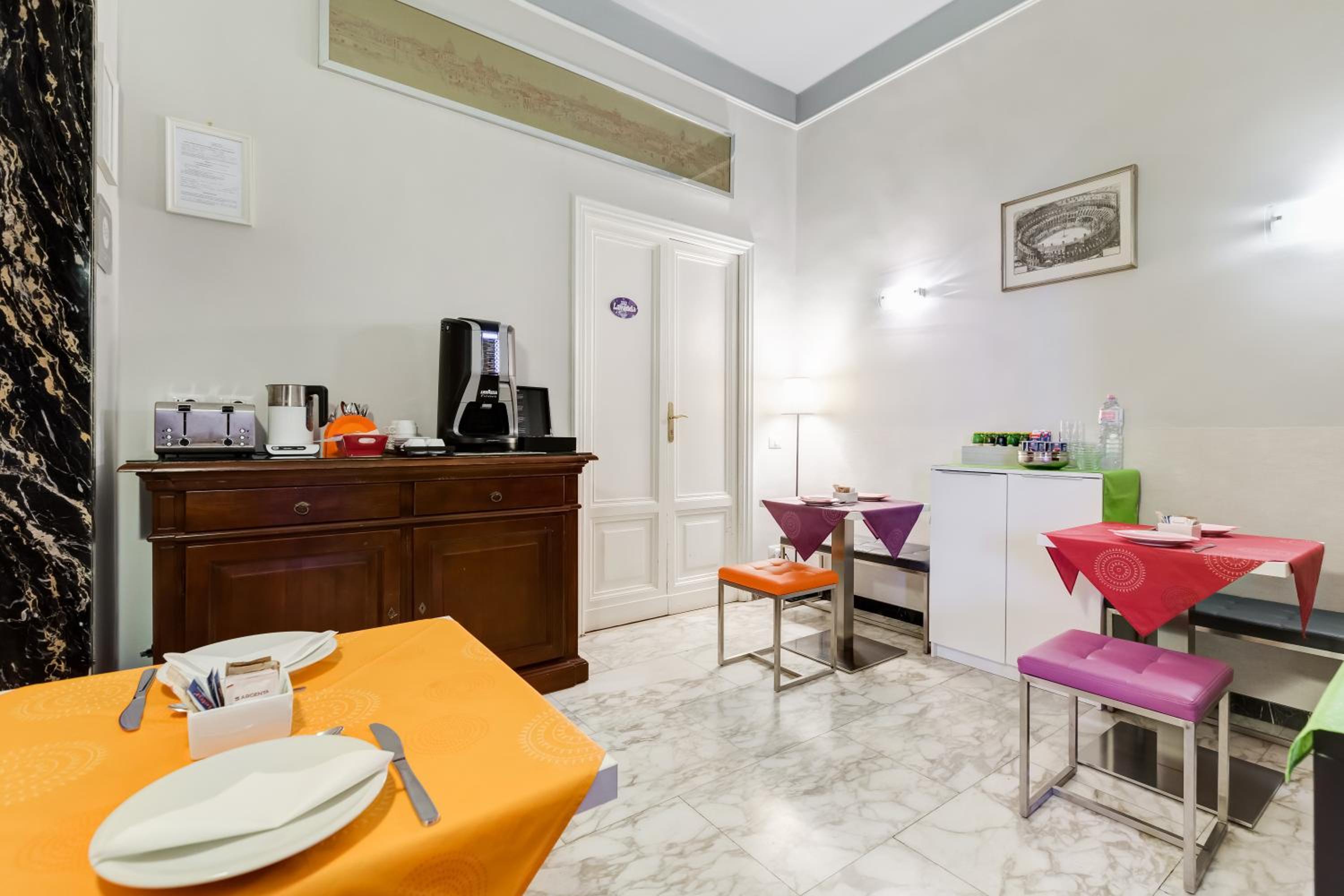 2 Passi Al Colosseo B&B
