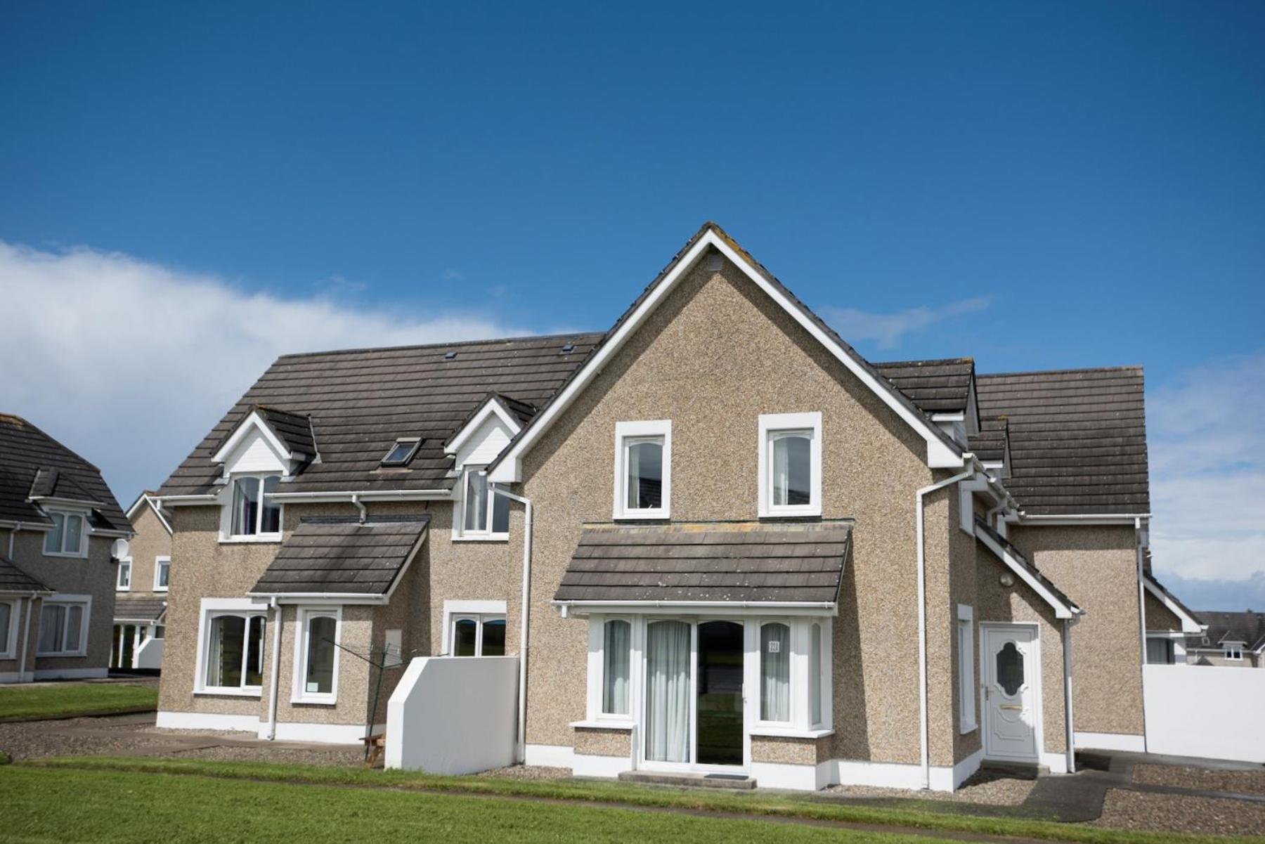Moore Bay Holiday Homes by Trident Holiday Homes