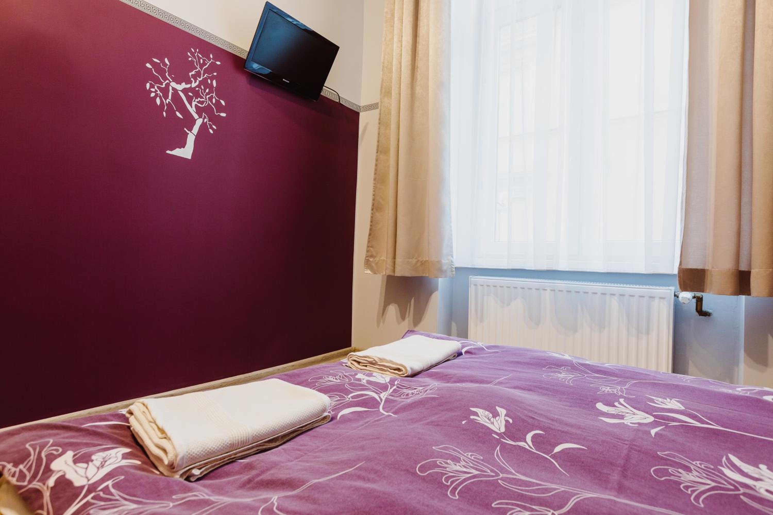 Hostel Tara