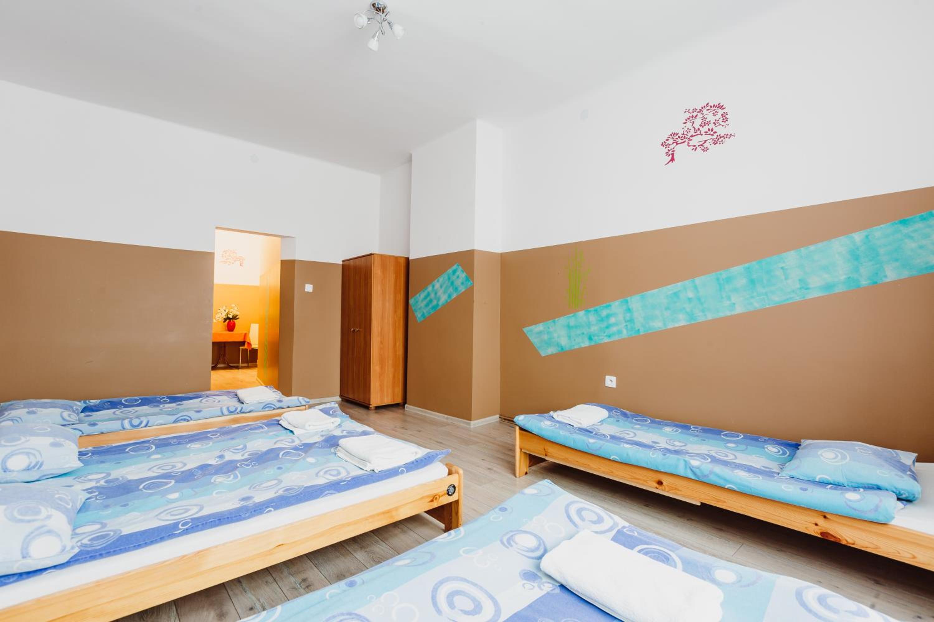 Hostel Tara