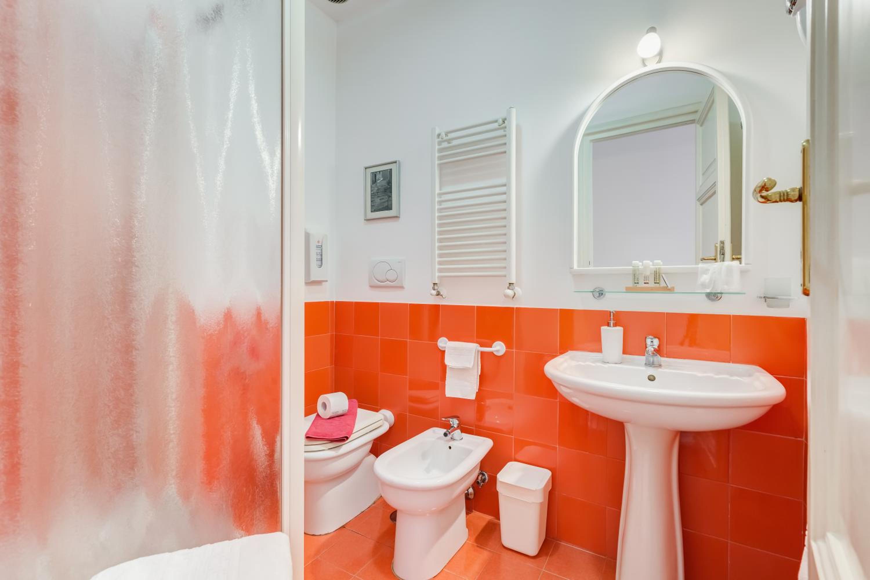2 Passi Al Colosseo B&B