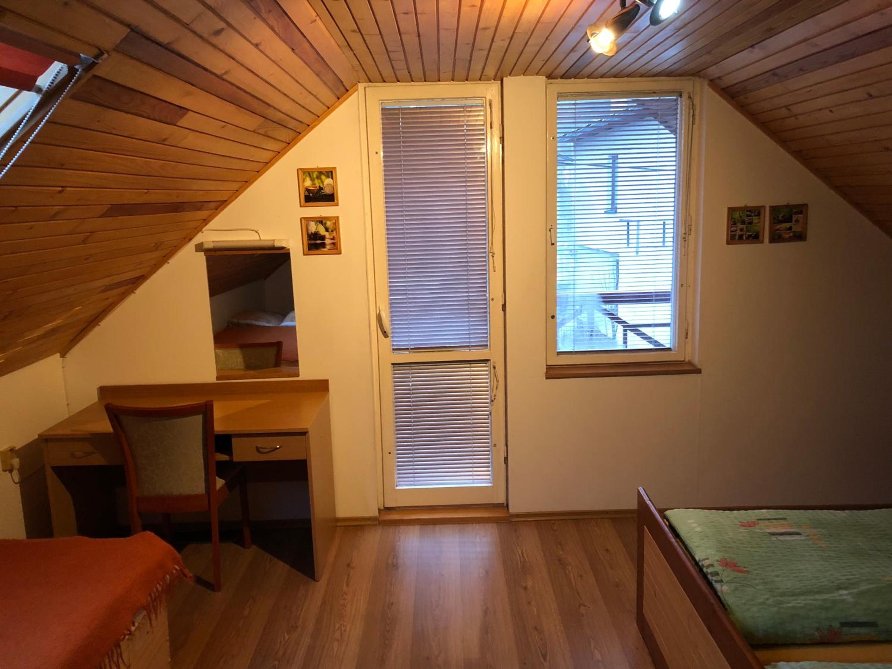 Photo 32