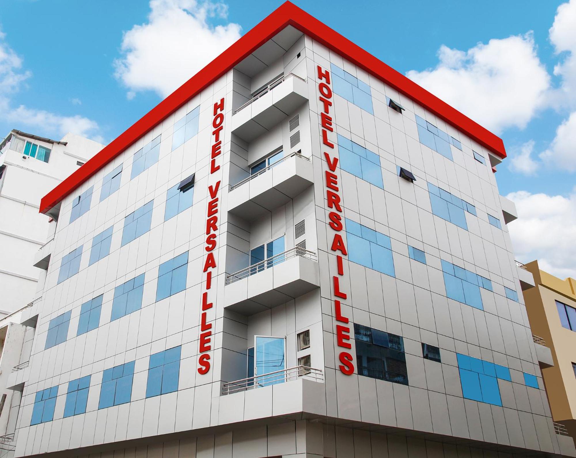 Hotel Versailles Internacional - Image 1