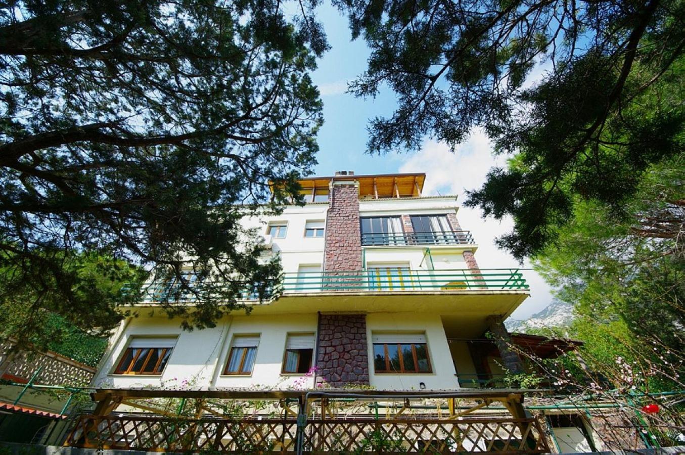 La bouganville Apartments