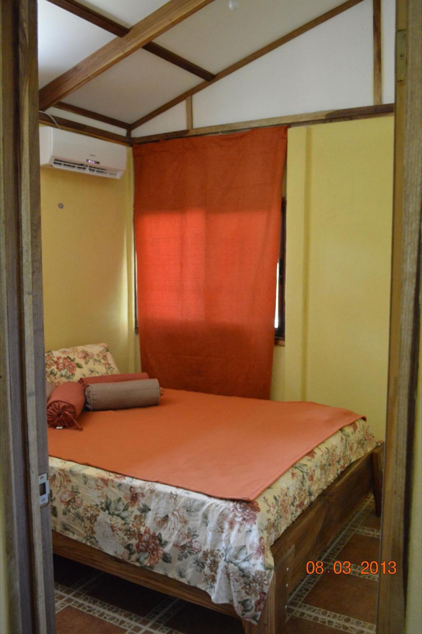 Casita Amarilla